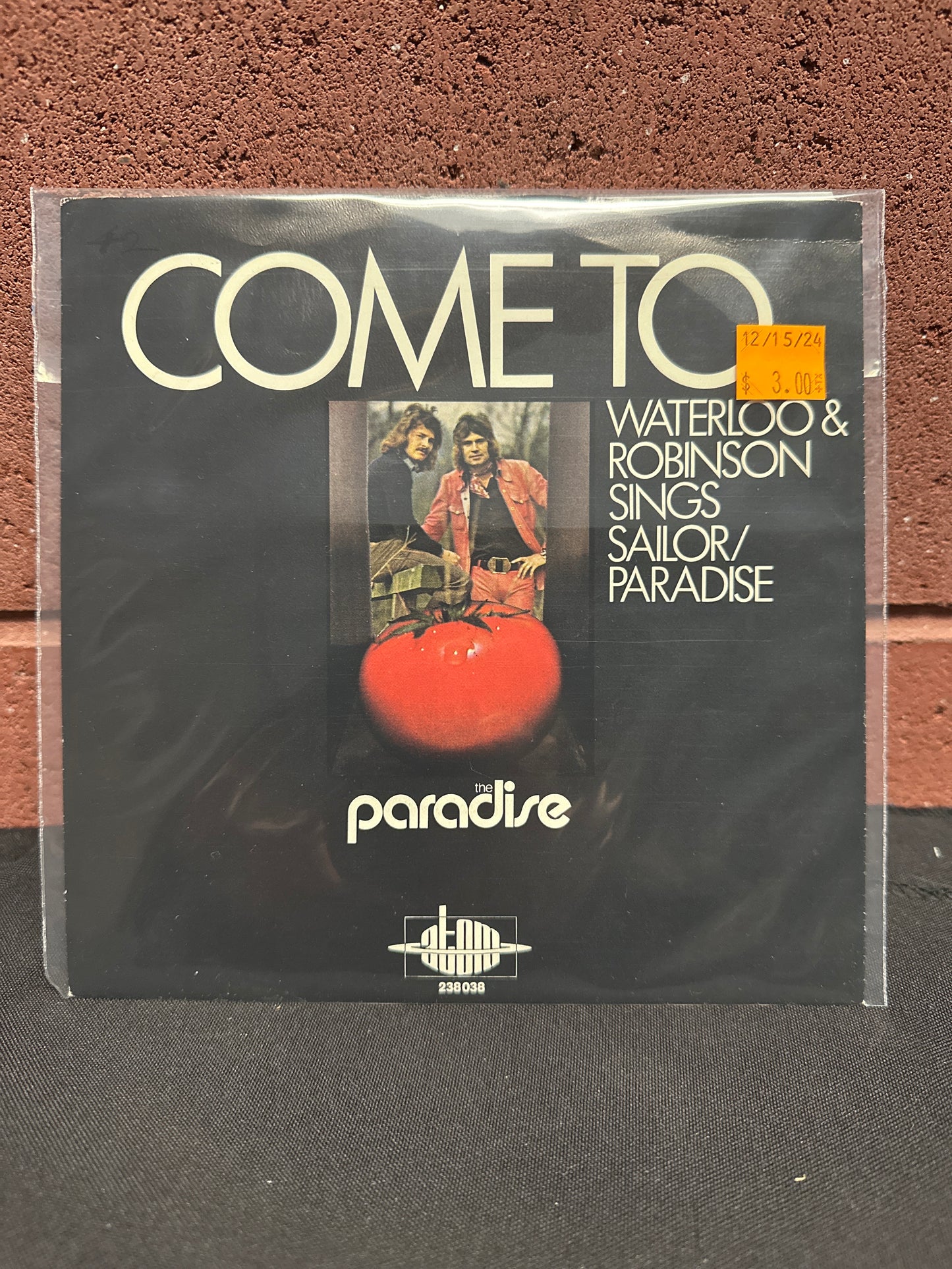 Used Vinyl: Waterloo & Robinson "Sailor / Paradise" 7"