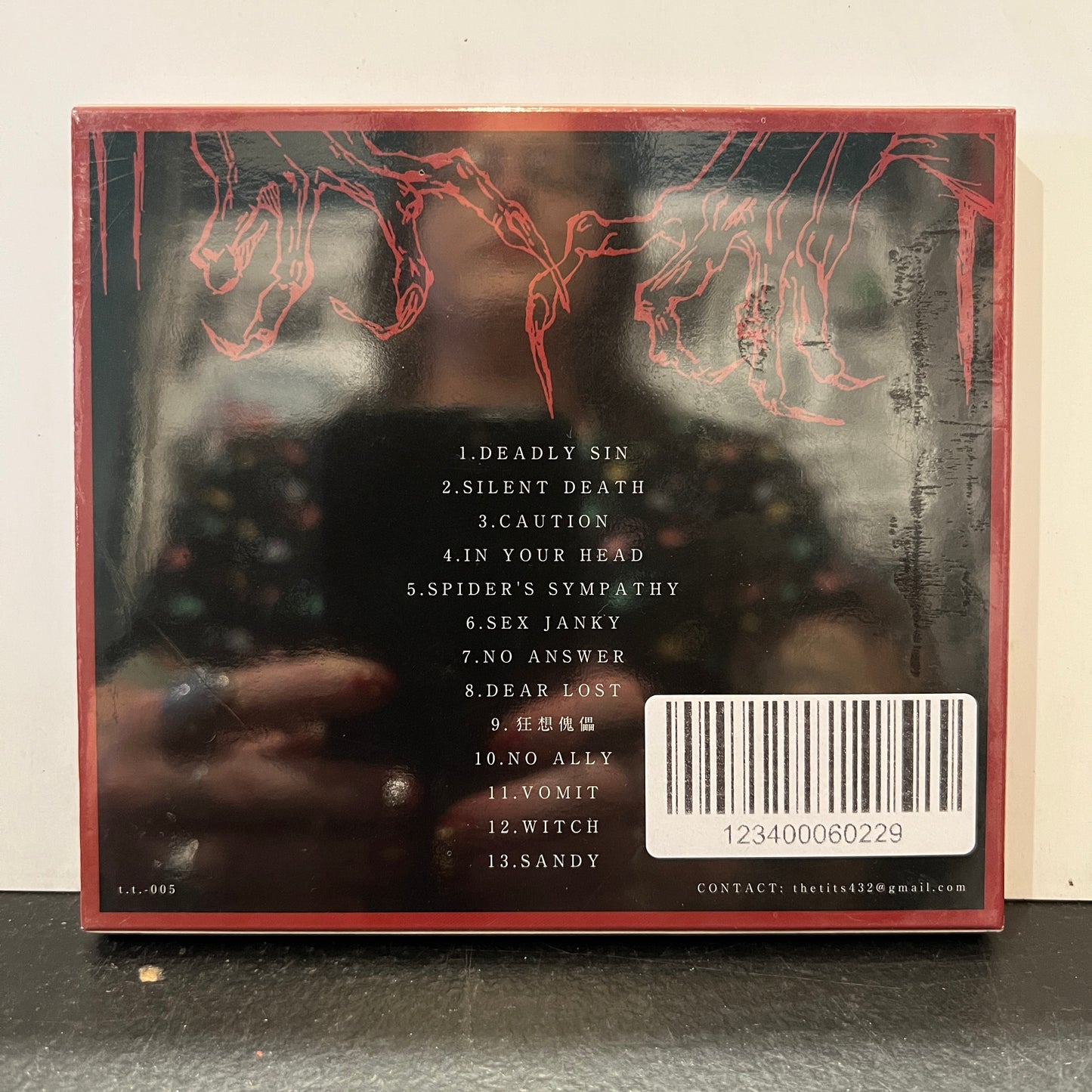 Used CD: The Tits "狂乱鬼胸" CD (Sealed)