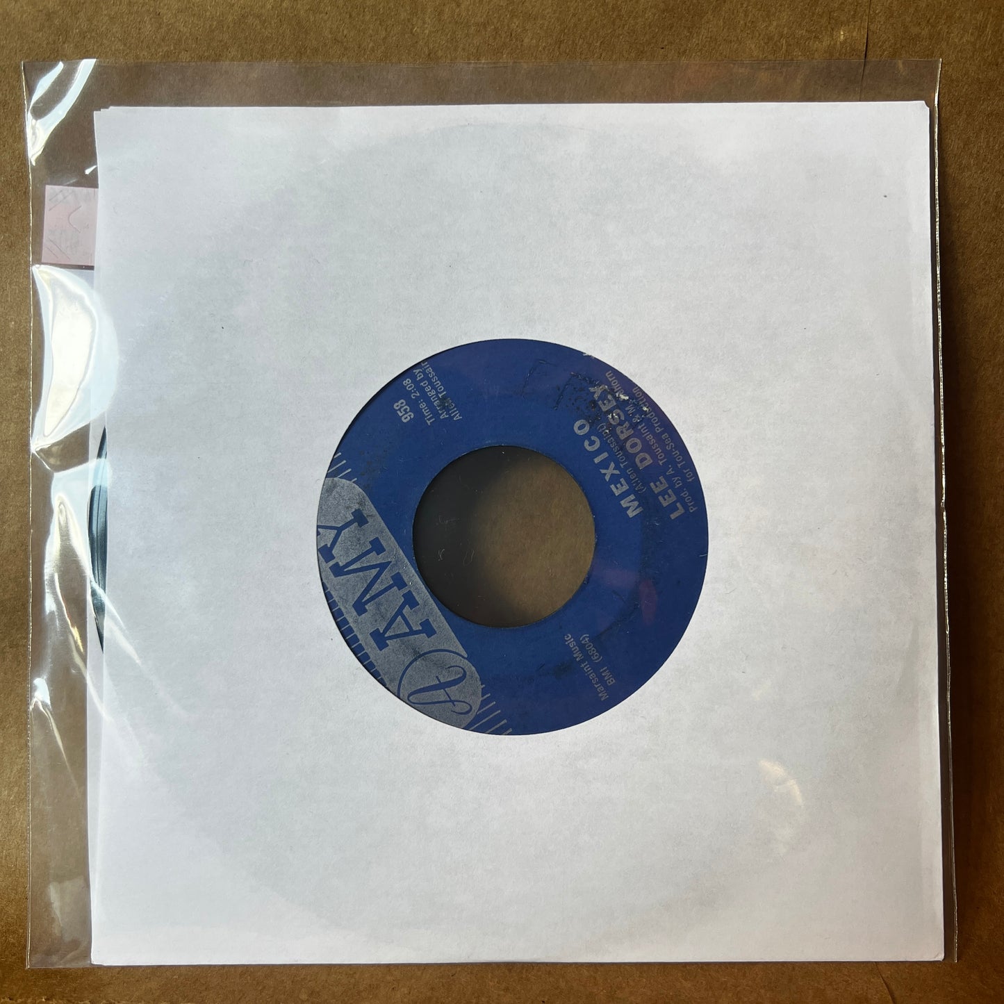 Used Vinyl: Lee Dorsey "Working In The Coal Mine / Mexico" 7" (1966 Press)