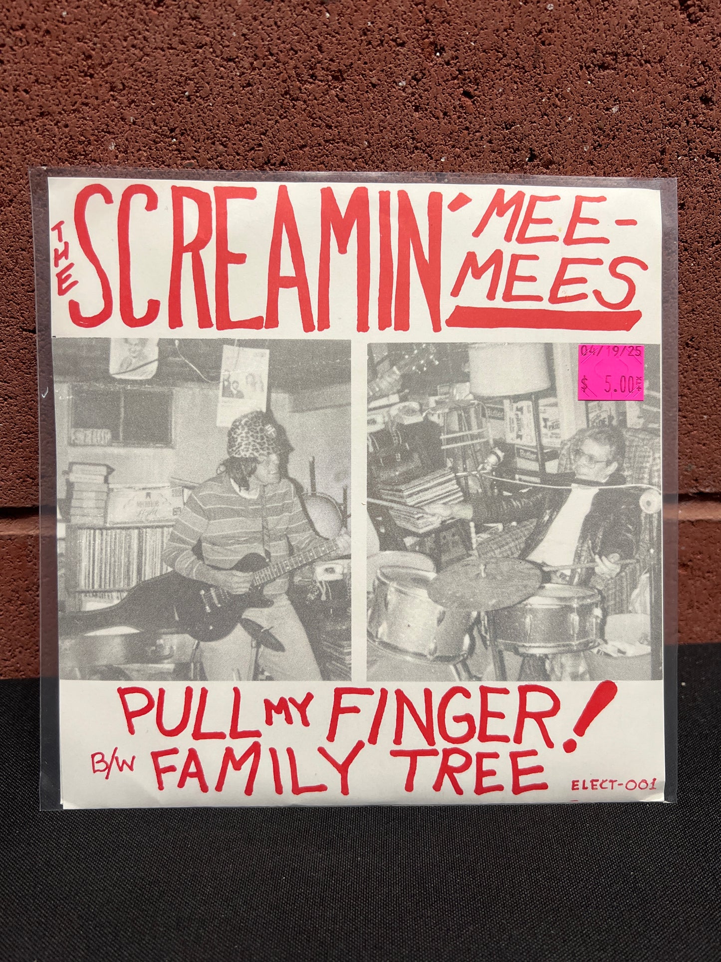 Used Vinyl: Screamin' Mee-Mees "Pull My Finger!" 7"