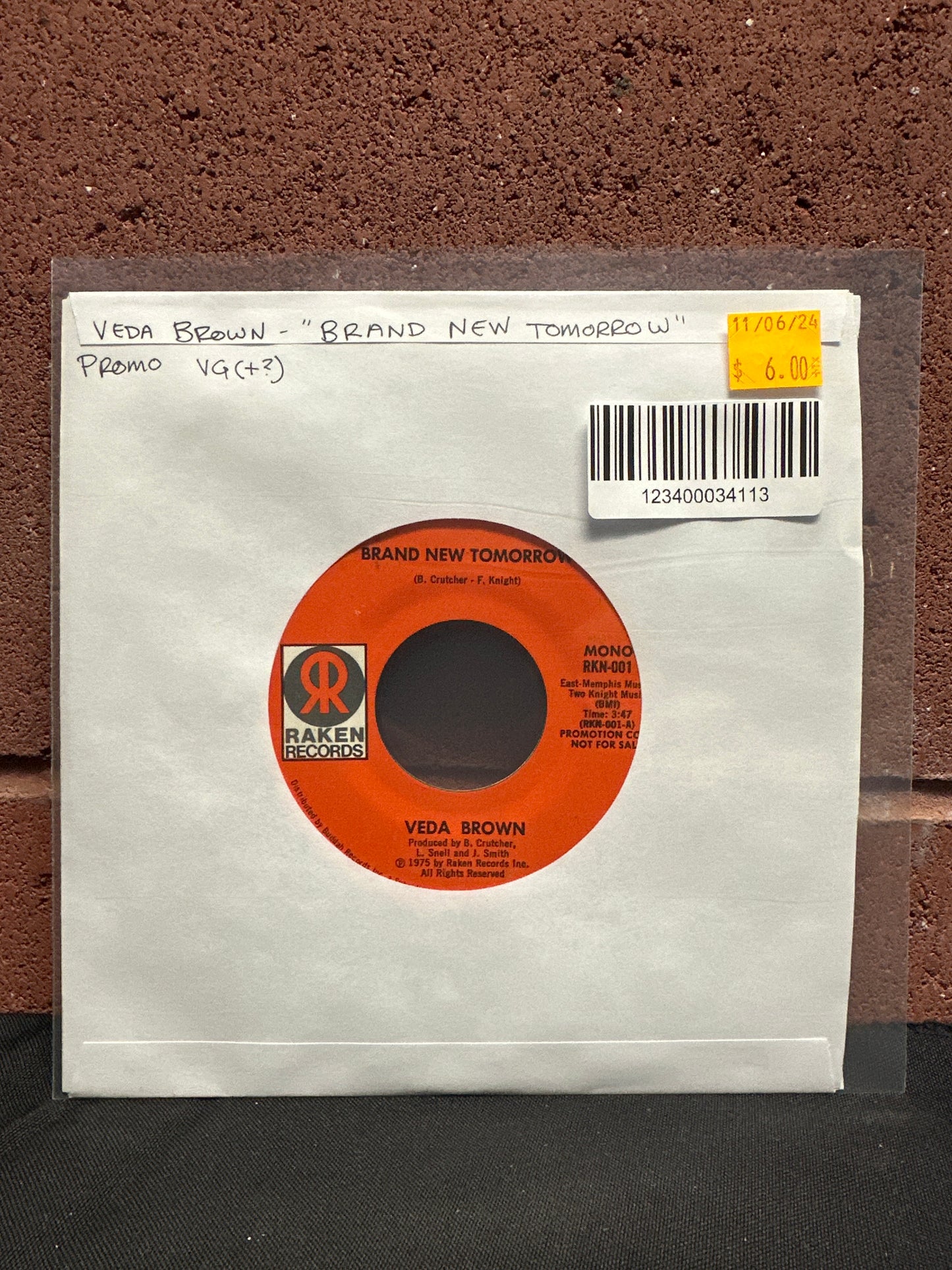 Used Vinyl: Veda Brown "Brand New Tomorrow " 7" (Promo)