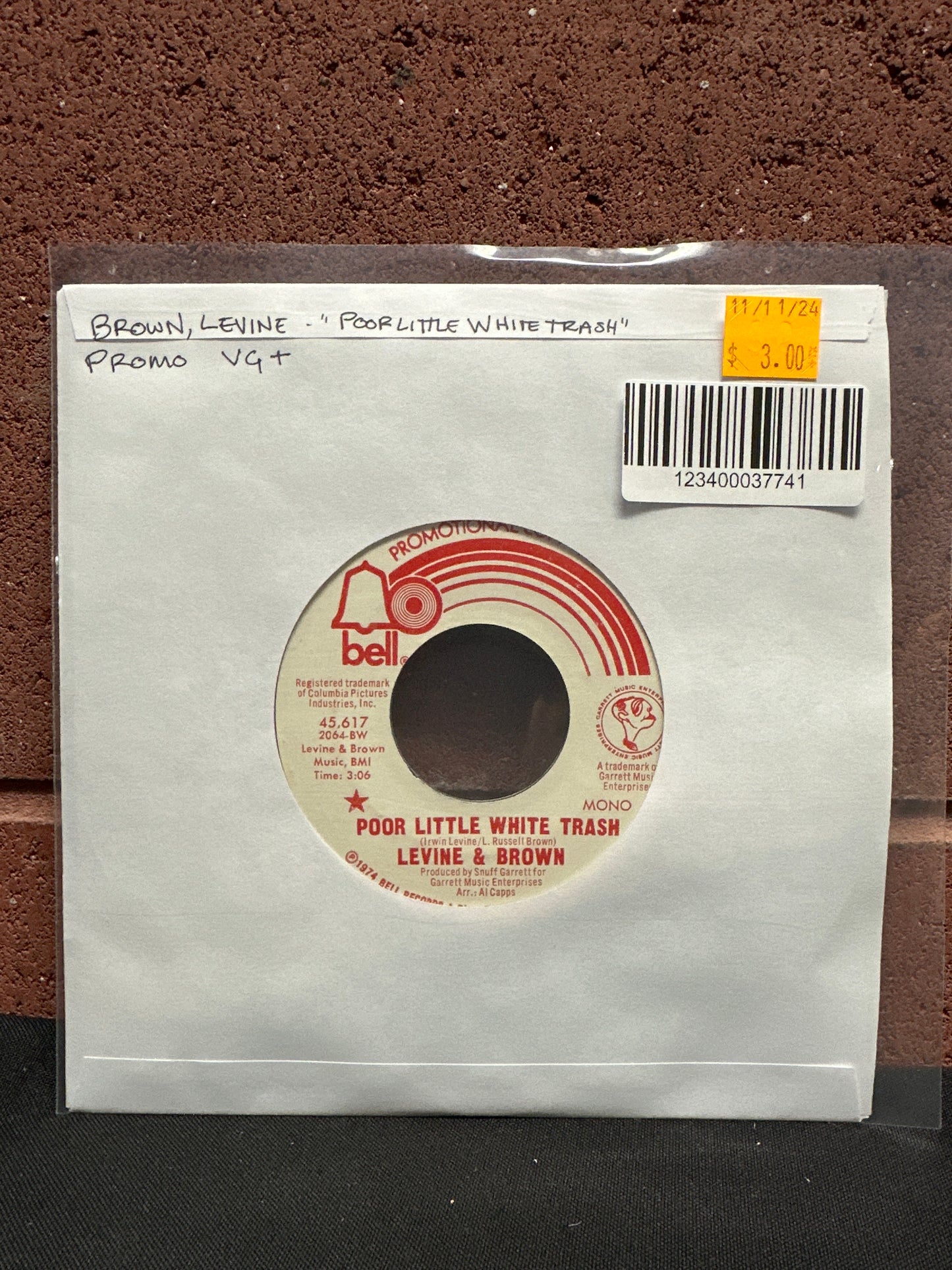 Used Vinyl: Levine & Brown "Poor Little White Trash" 7" (Promo)