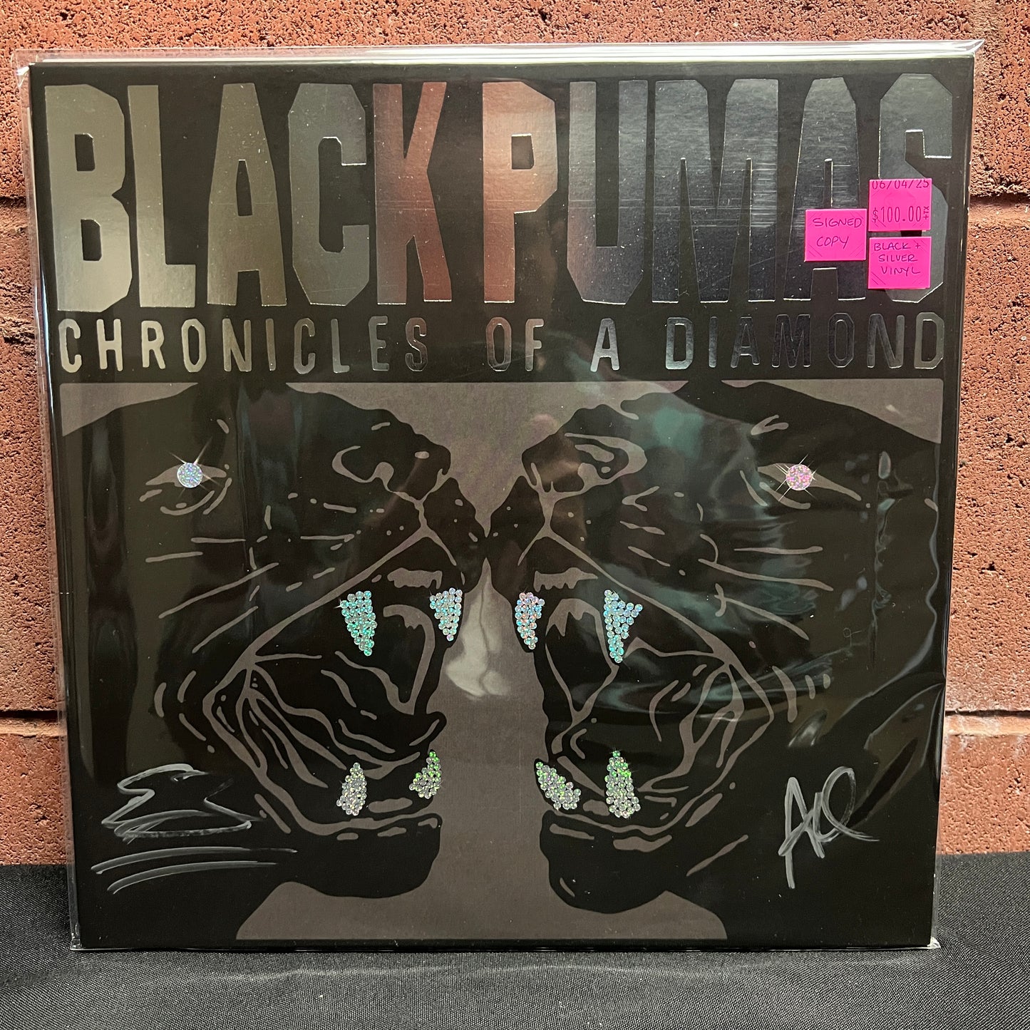 Used Vinyl: Black Pumas "Chronicles Of A Diamond" LP (Signed Cover, Black & Silver Vinyl)