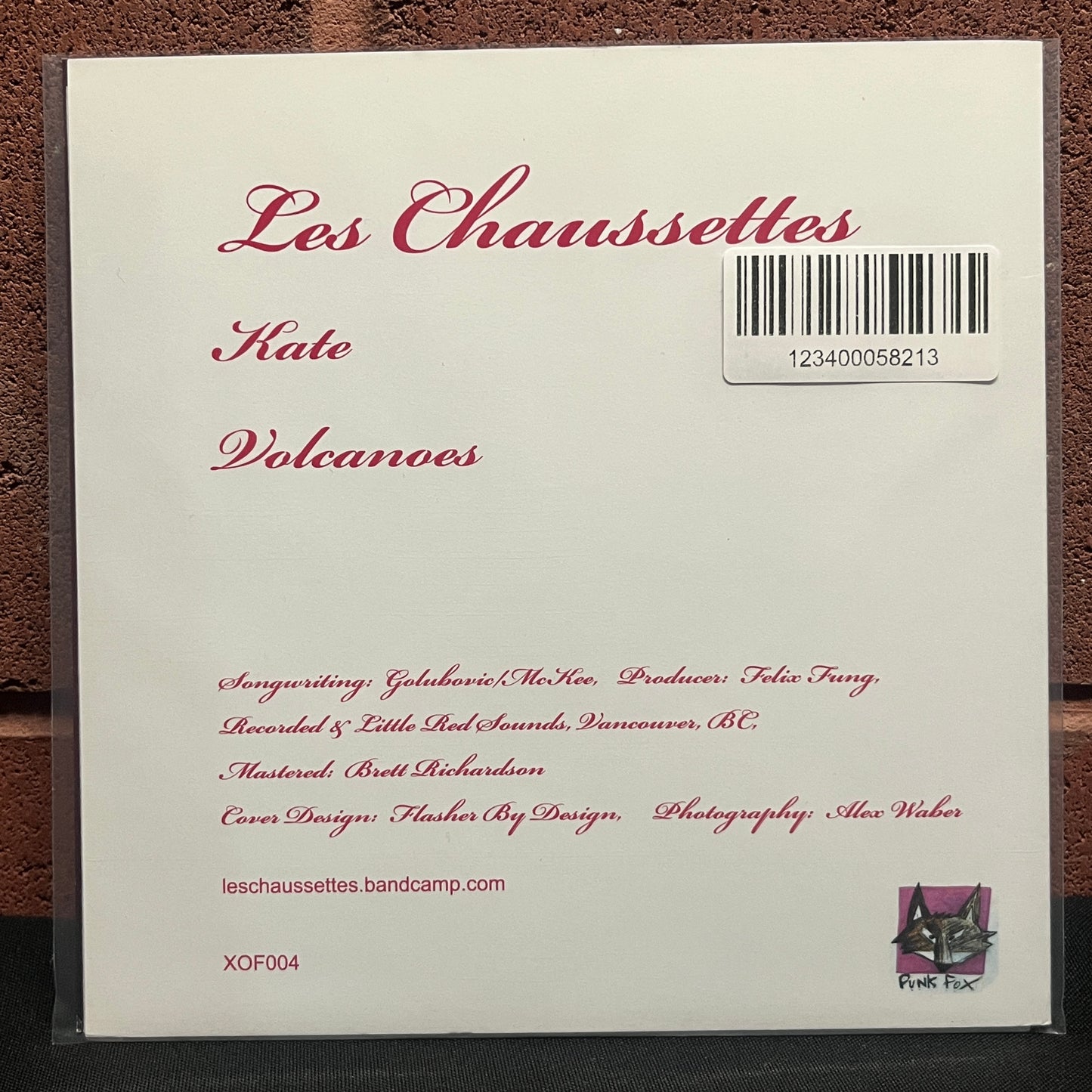 Used Vinyl: Les Chaussettes "Kate / Volcanoes" 7" (Pink vinyl)