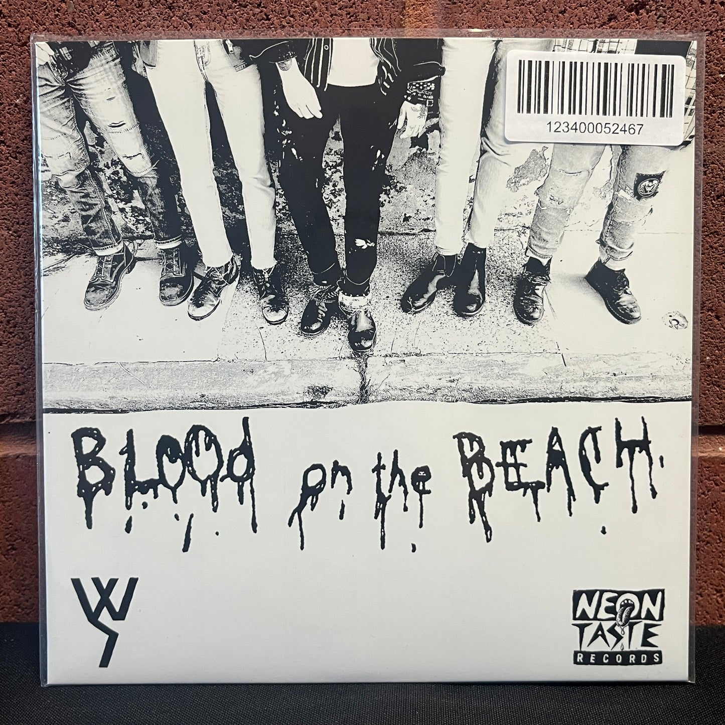 Used Vinyl: White Stains "Blood On The Beach" 7" (Red Vinyl)
