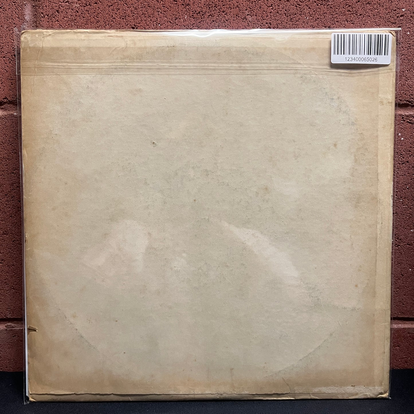 Used Vinyl: Led Zeppelin "Detroit Just About Back" 2xLP (1975 Press - Unofficial)