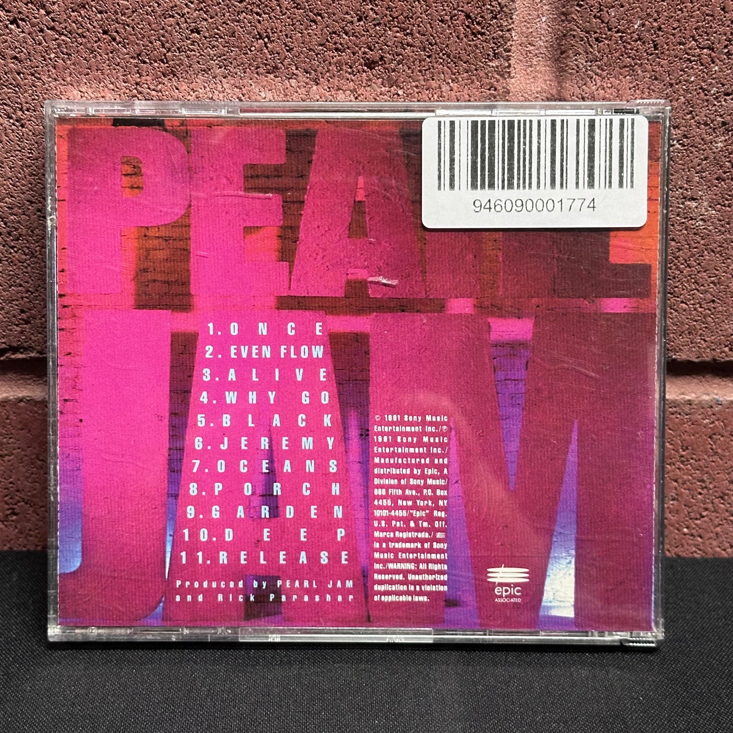 Used CD: Pearl Jam "Ten" CD