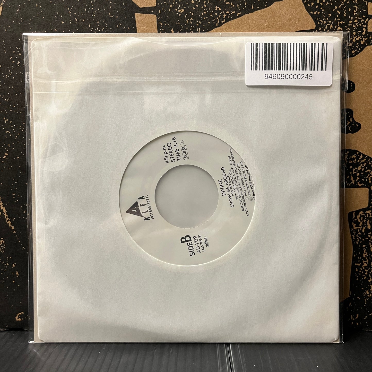 Used Vinyl: Divine "I'm So Beautiful / Show Me Around" 7" (White Label Promo Japanese Press)