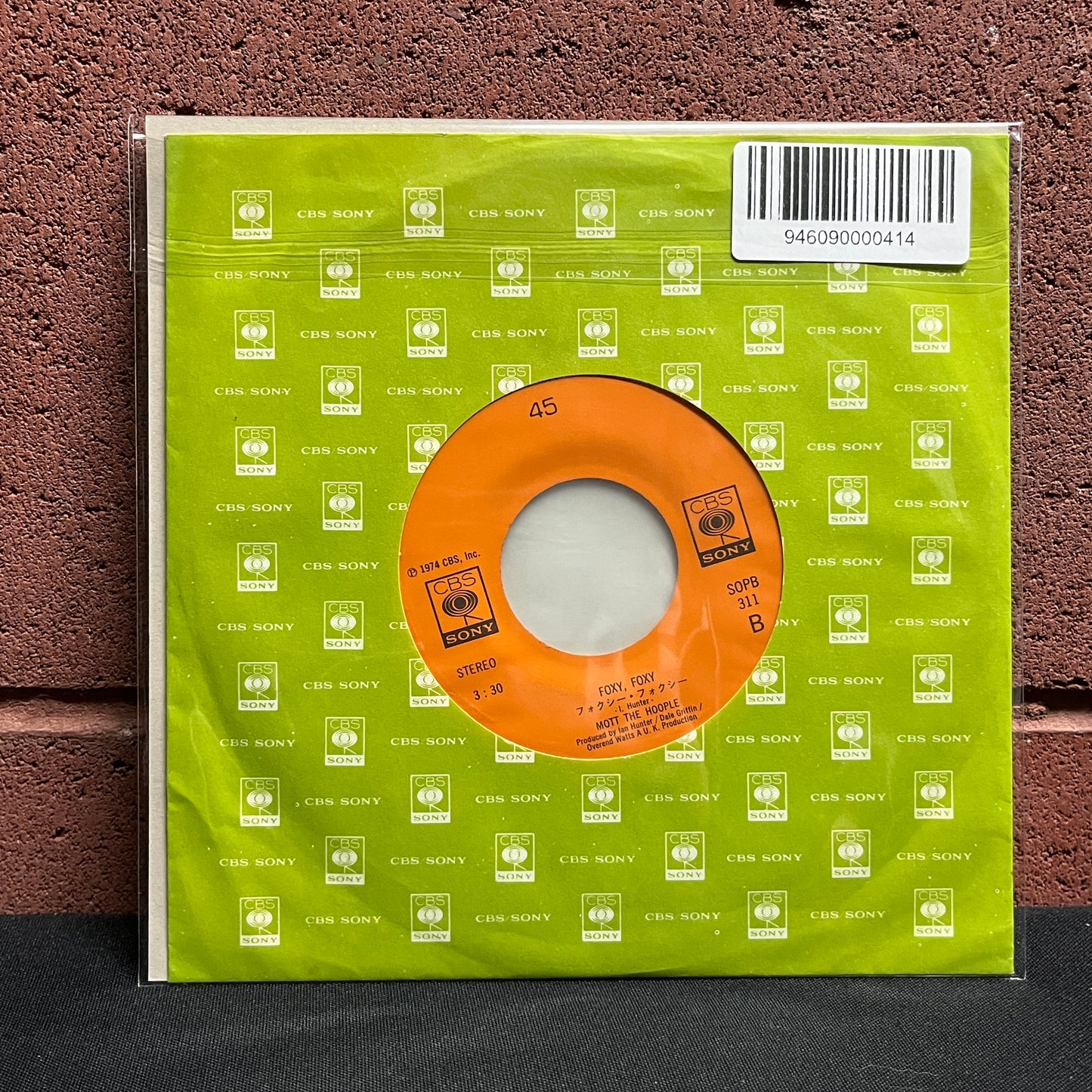 Used Vinyl: Mott The Hoople "The Saturday Gigs / Foxy Foxy" 7" (Japanese Press)