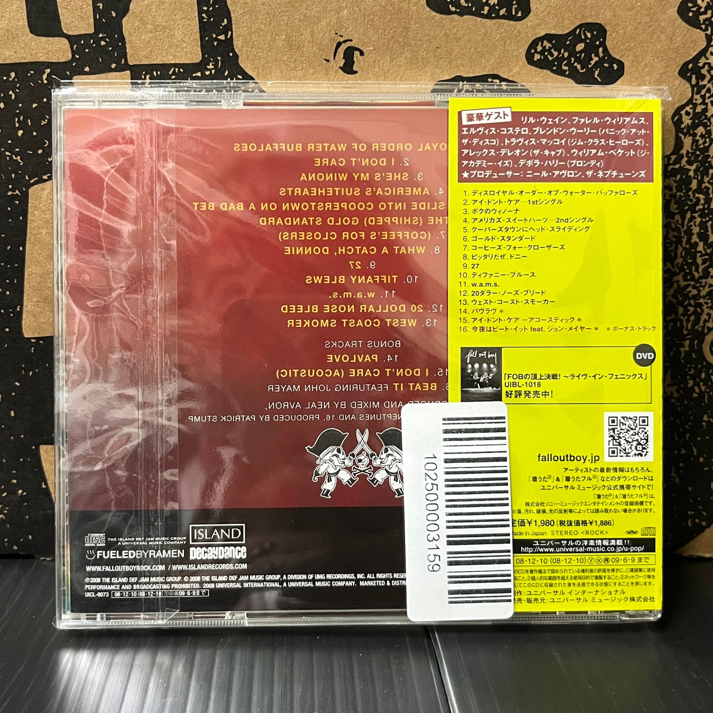 Used CD: Fall Out Boy "Folie A Deux" CD (2008 Japanese Press w/ Bonus Tracks)