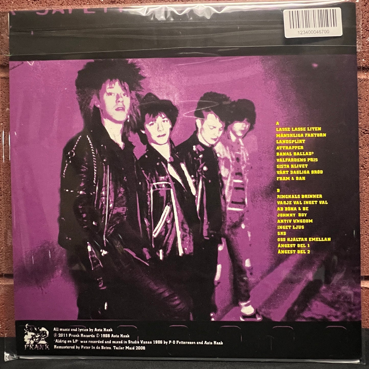 Used Vinyl: Asta Kask "Aldrig En LP" LP (Reissue, screen printed cover)