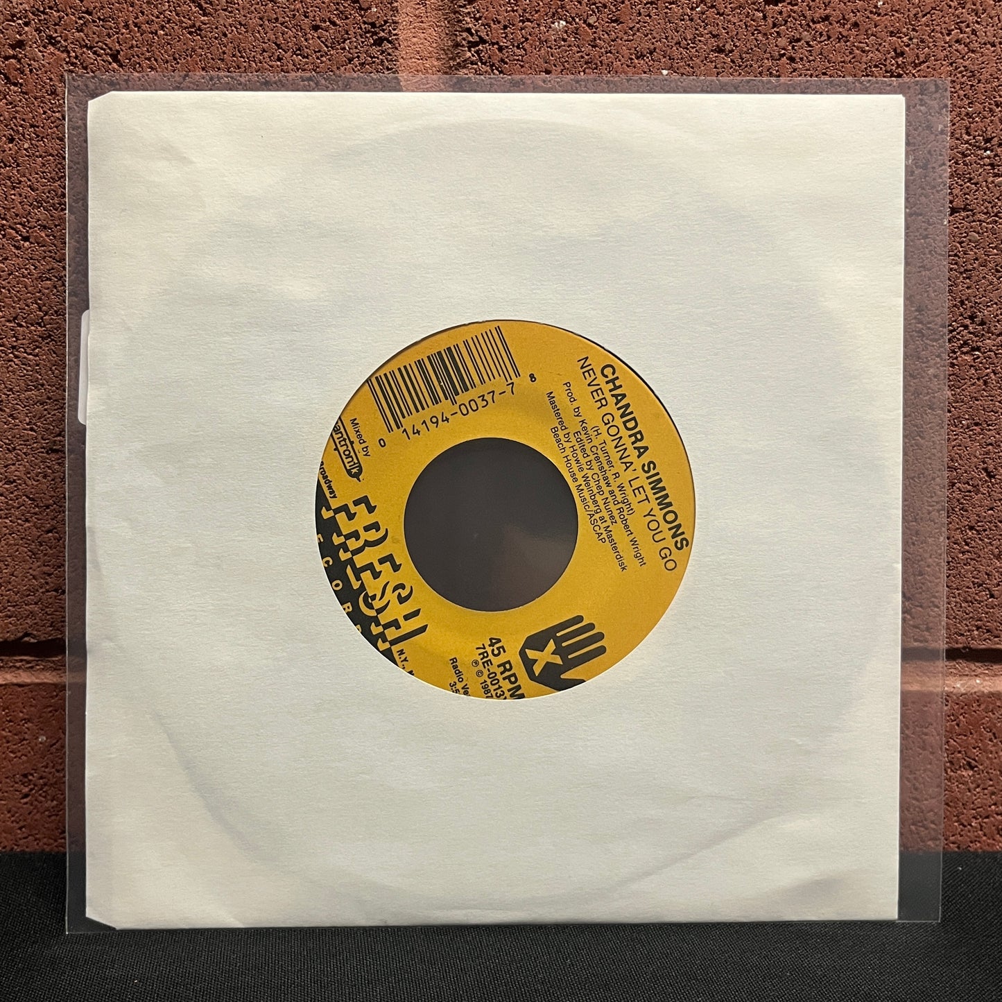 Used Vinyl: Chandra Simmons "Never Gonna' Let You Go" 7"