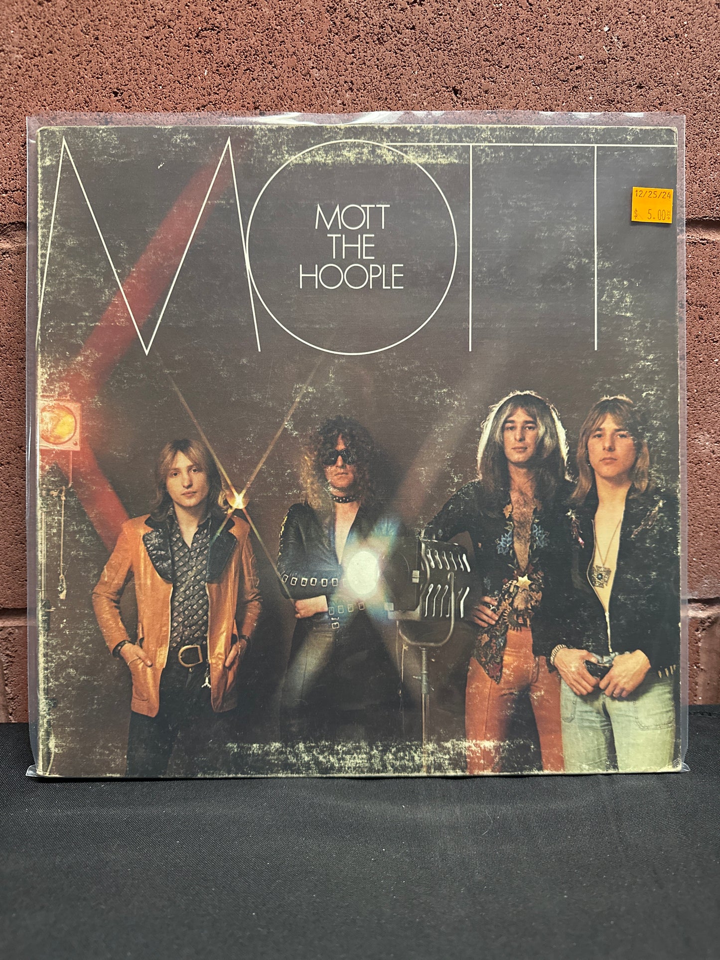 Used Vinyl:  Mott The Hoople ”Mott” LP