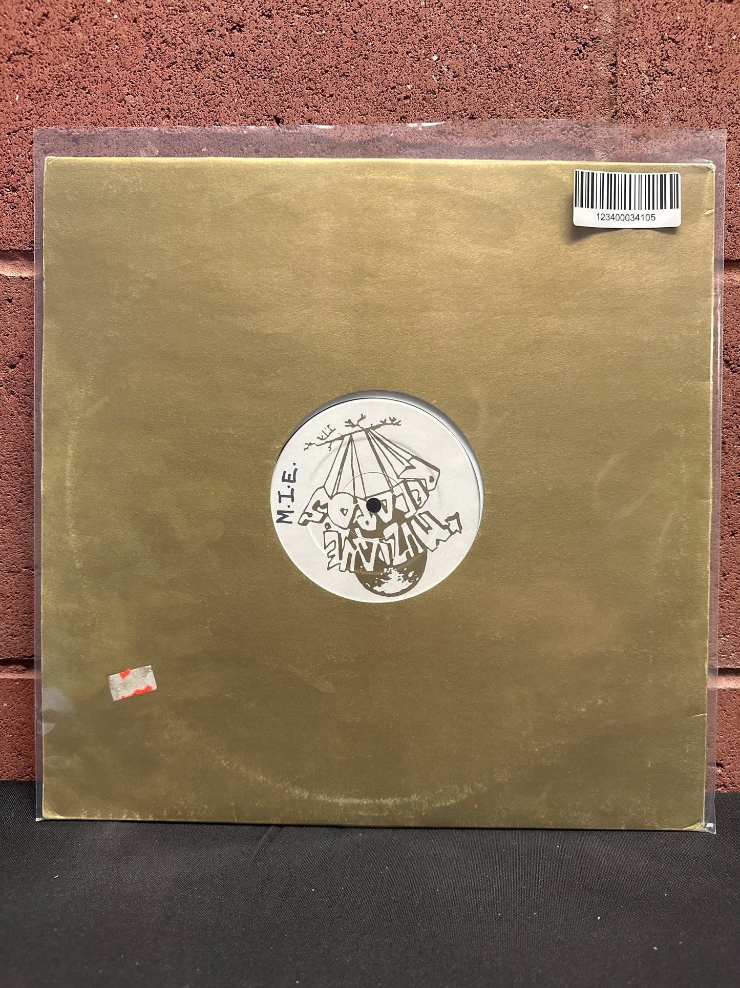 Used Vinyl:  Mike Dunn ”Magic Feet (The Remixes)” 12"