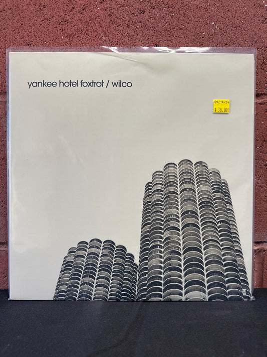 Used Vinyl:  Wilco ”Yankee Hotel Foxtrot” 2xLP + CD (180 gram)