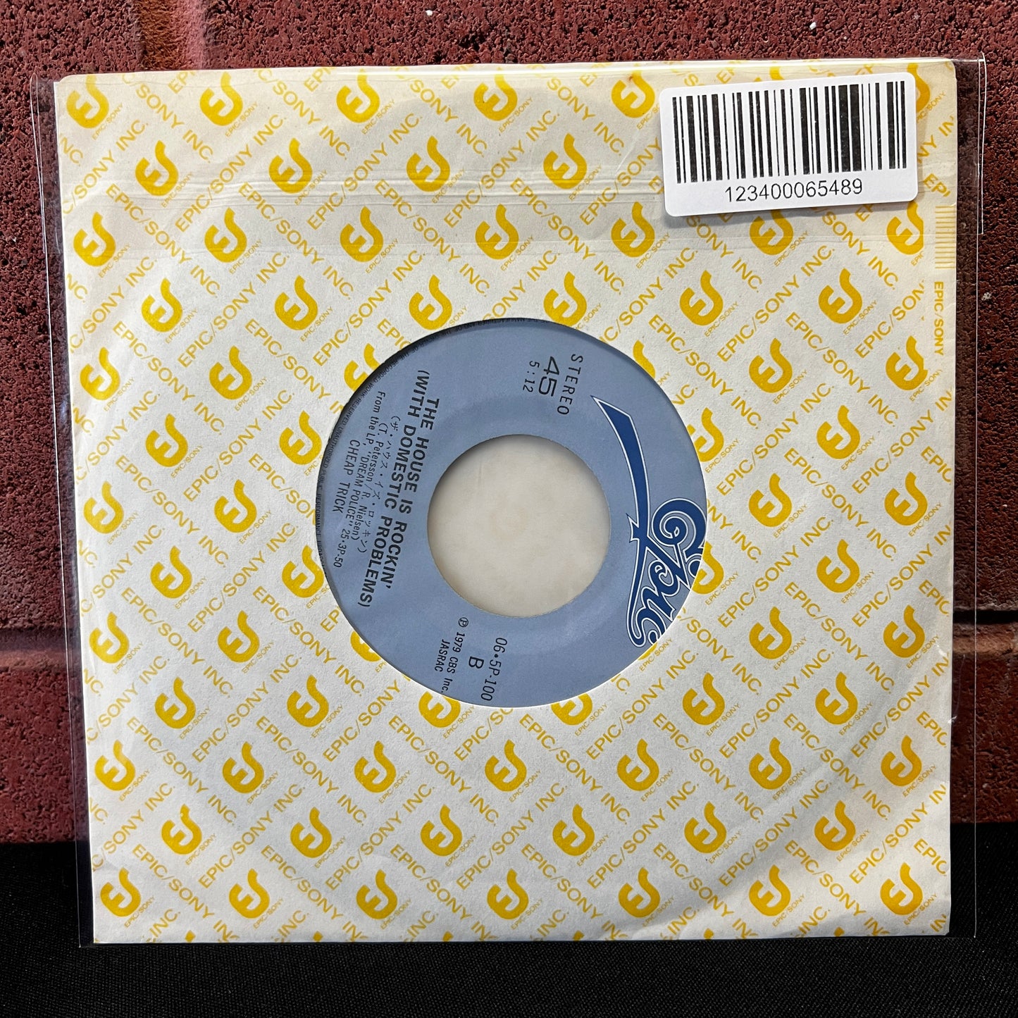 Used Vinyl: Cheap Trick "Day Tripper / The House Is Rockin'" 7" (1980 Japanese Issue)