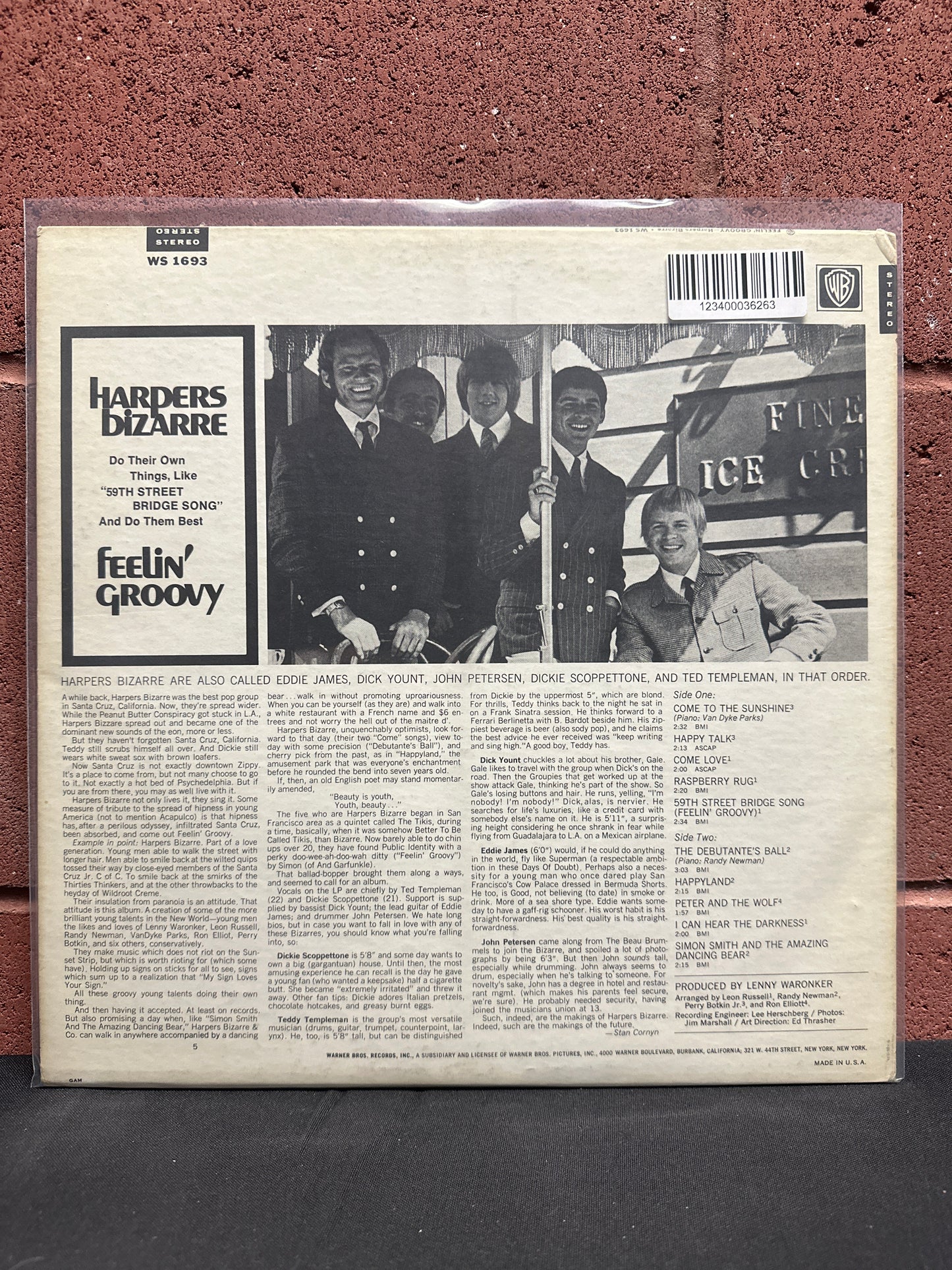 Used Vinyl:  Harpers Bizarre ”Feelin' Groovy” LP