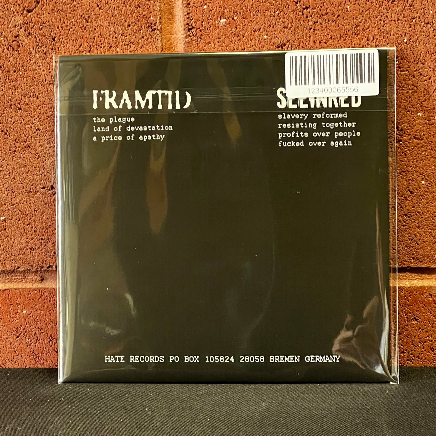 Used Vinyl: Framtid / Seein Red "Split" 7" (2007 German Issue)