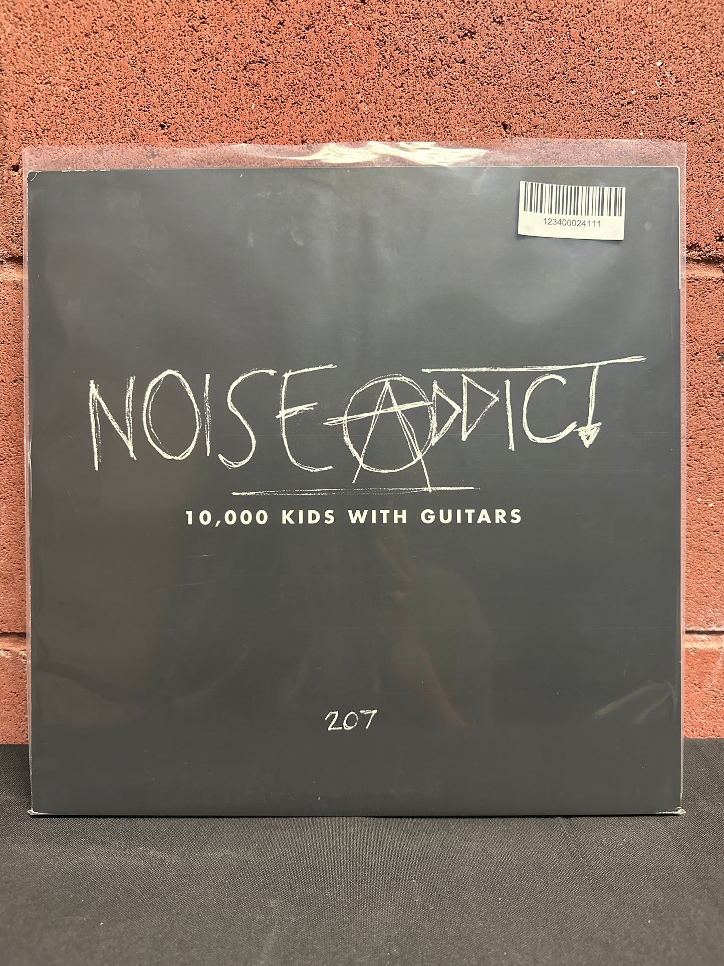 Used Vinyl:  Noise Addict ”10,000 Kids With Guitars” 2xLP