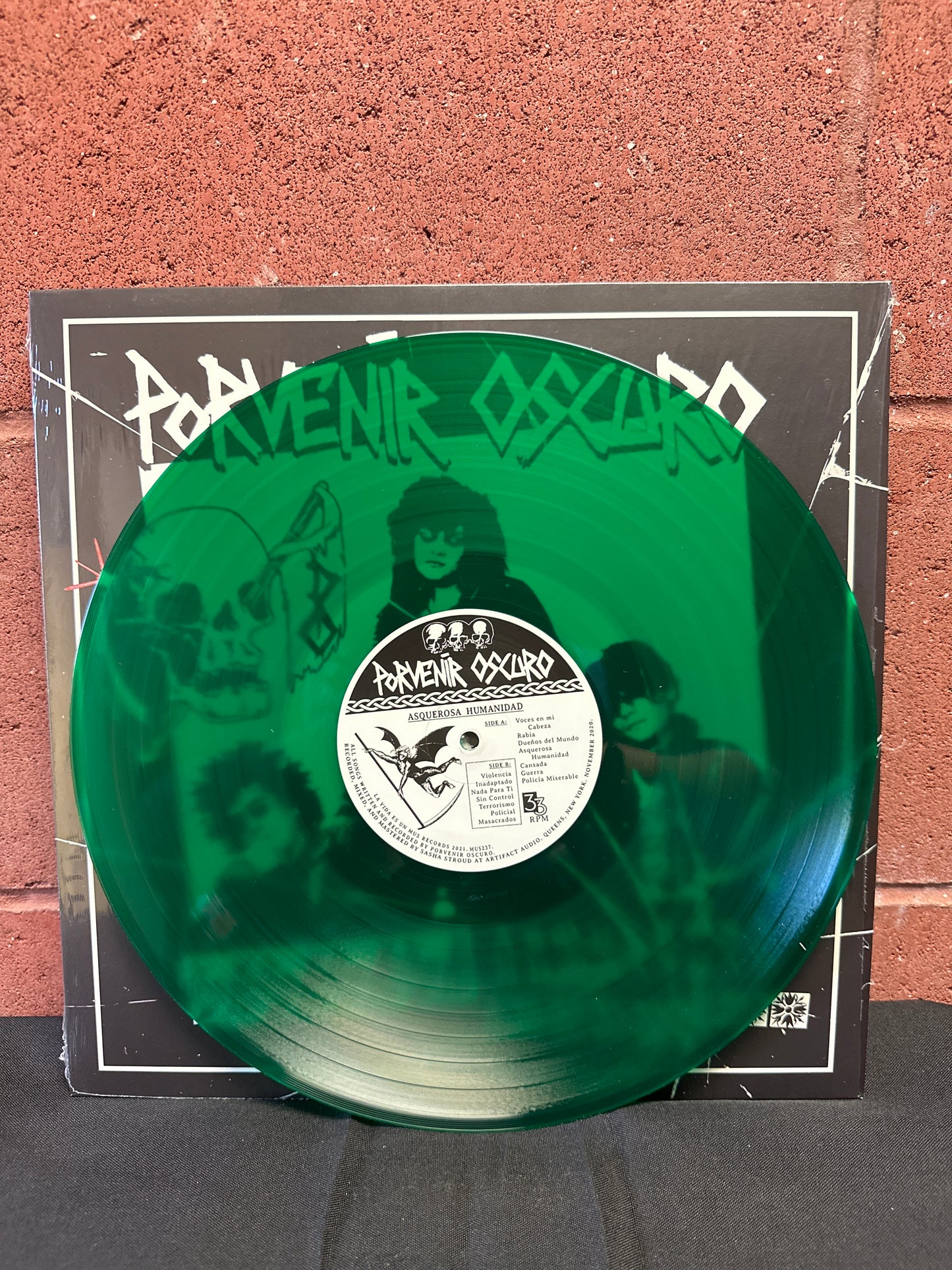 Used Vinyl:  Porvenir Oscuro ”Asquerosa Humanidad” LP (Green vinyl)