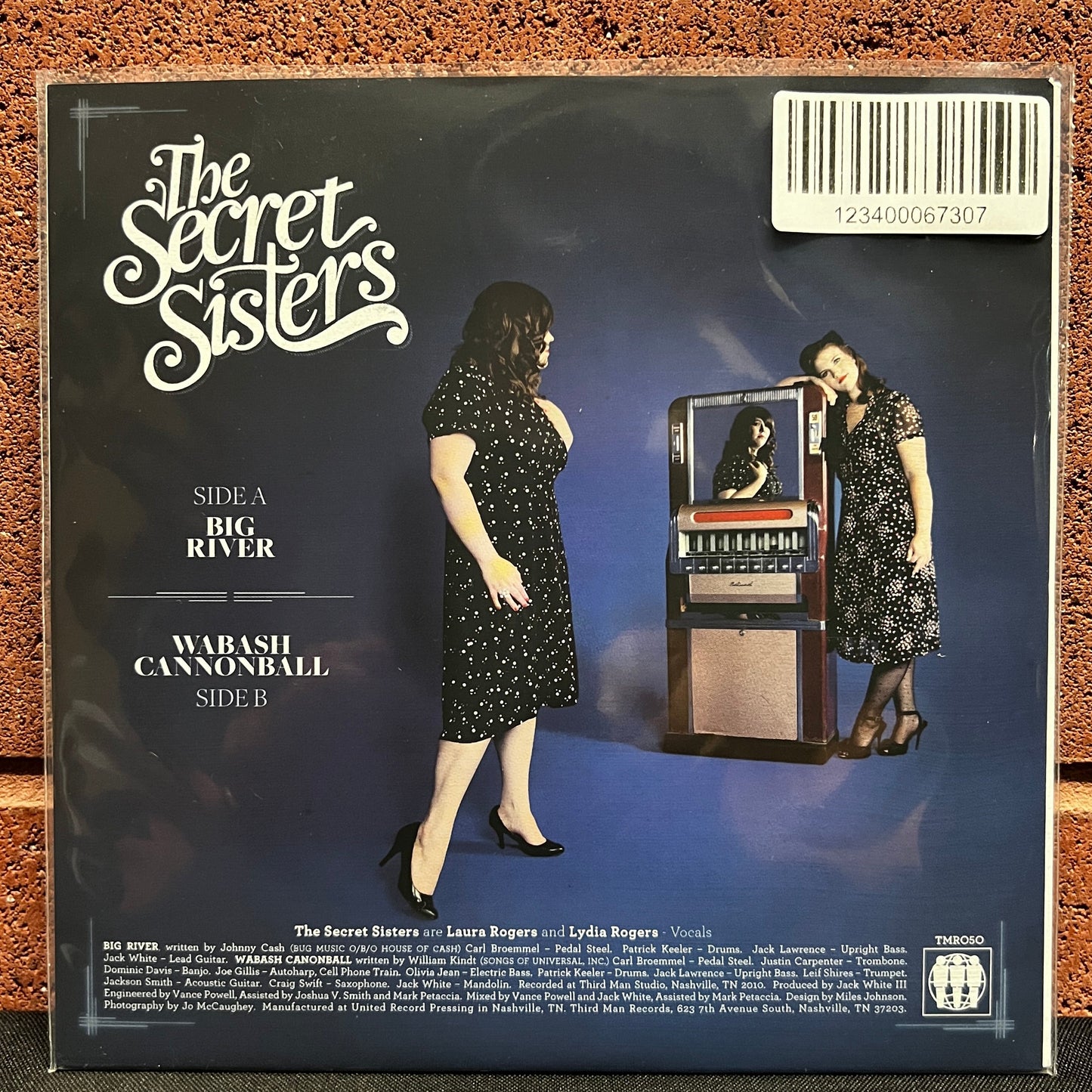 Used Vinyl: The Secret Sisters "Big River" 7" (2010 Press)