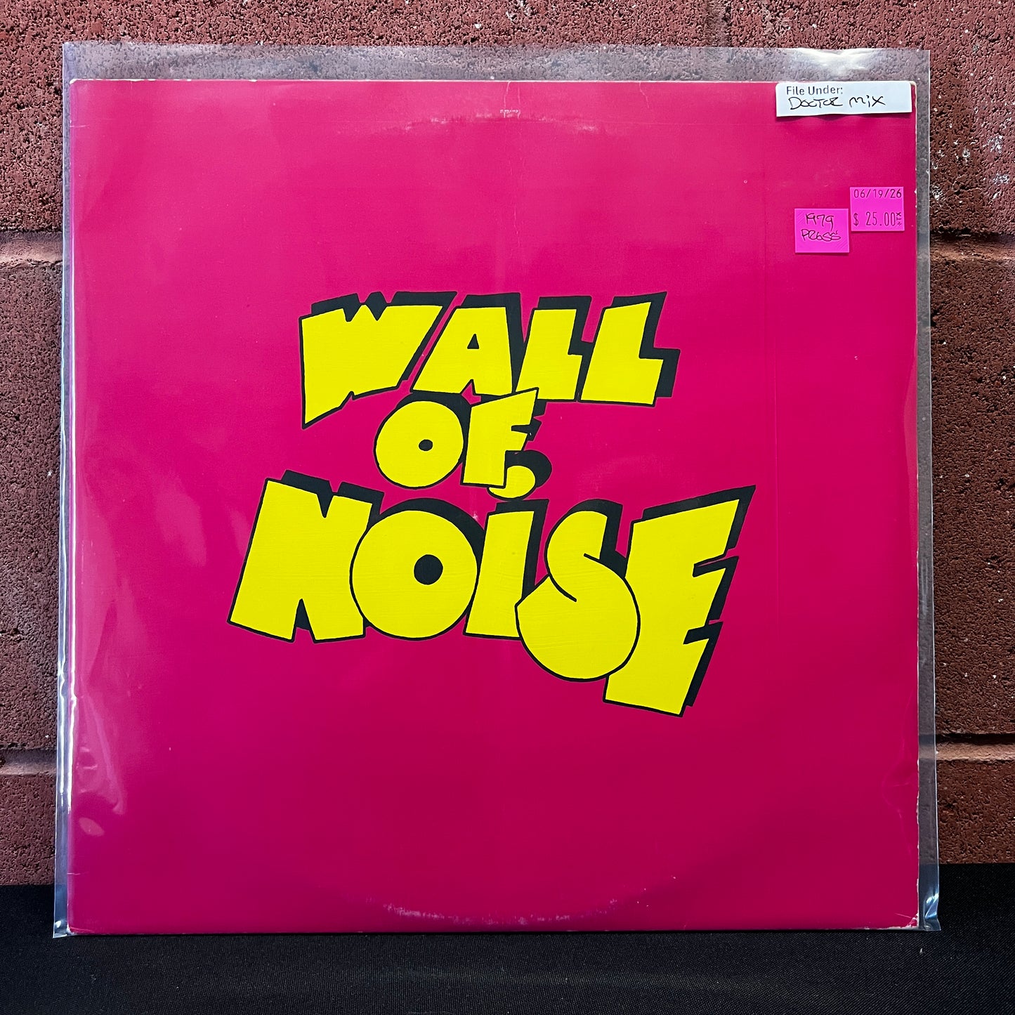 Used Vinyl: Doctor Mix And The Remix ‎"Wall Of Noise" LP (1979 Press)