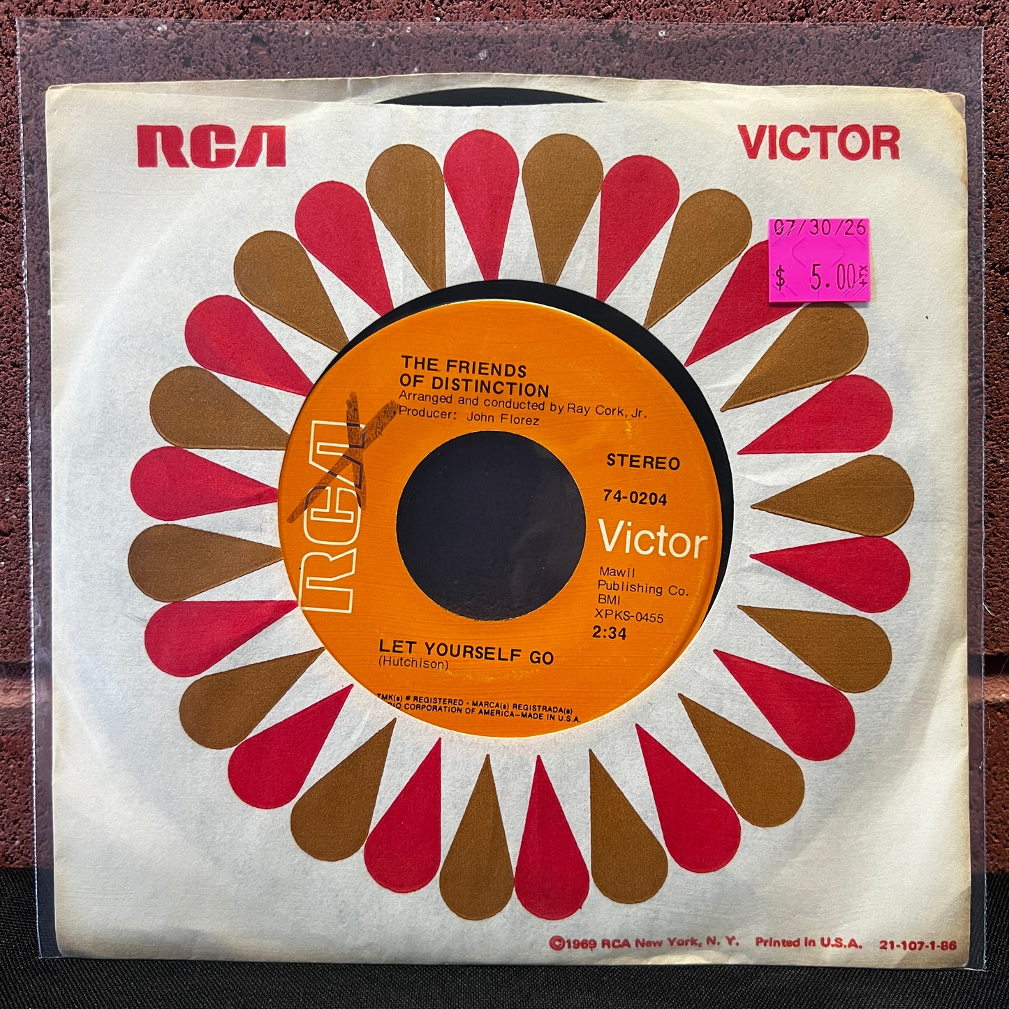 Used Vinyl: Friends of Distinction "Let Yourself Go / Going in Circles" 7"