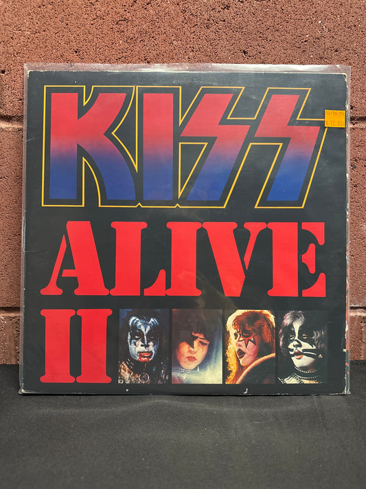 Used Vinyl:  Kiss ”Alive II” 2xLP