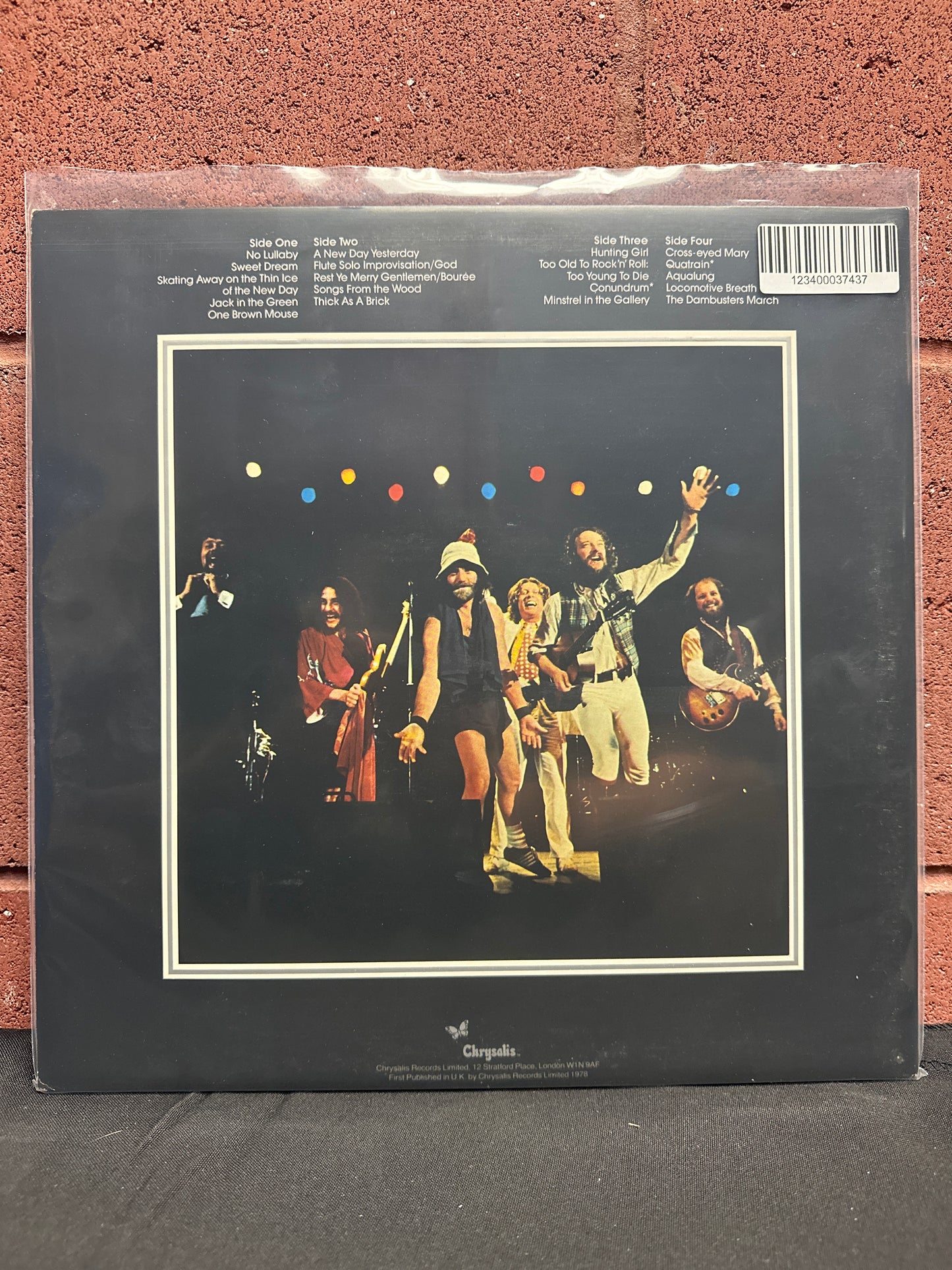 Used Vinyl:  Jethro Tull ”Live - Bursting Out” 2xLP