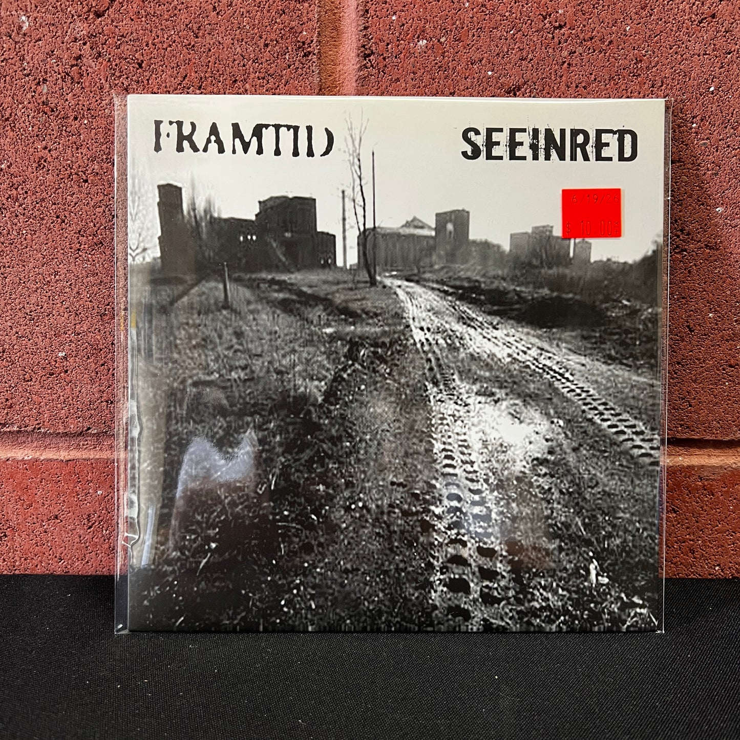 Used Vinyl: Framtid / Seein Red "Split" 7" (2007 German Issue)
