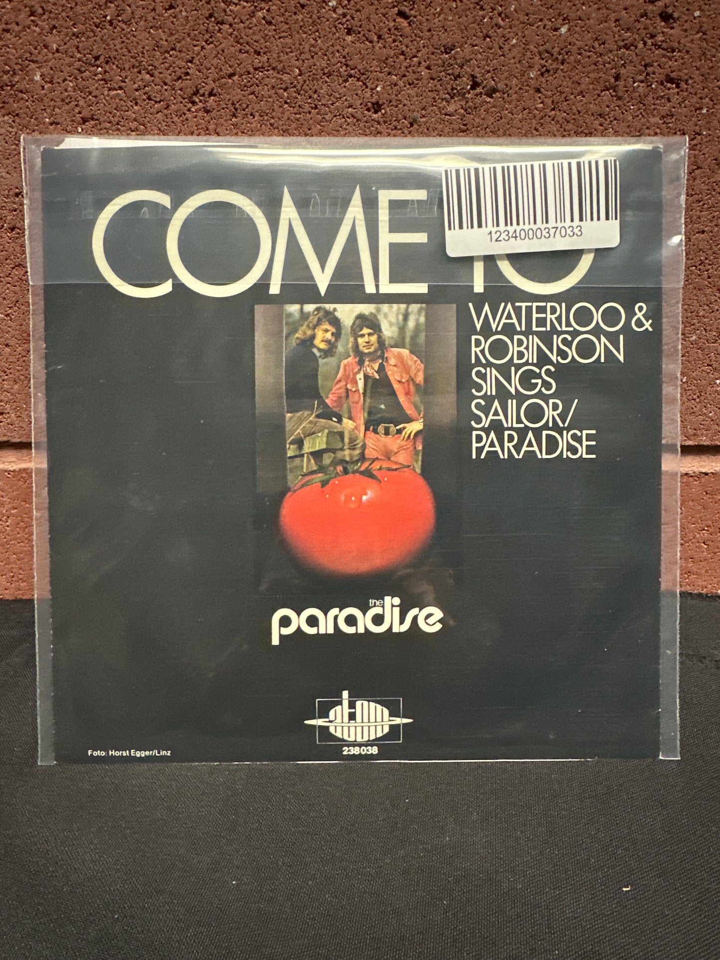 Used Vinyl:  Waterloo & Robinson ”Sailor / Paradise” 7"