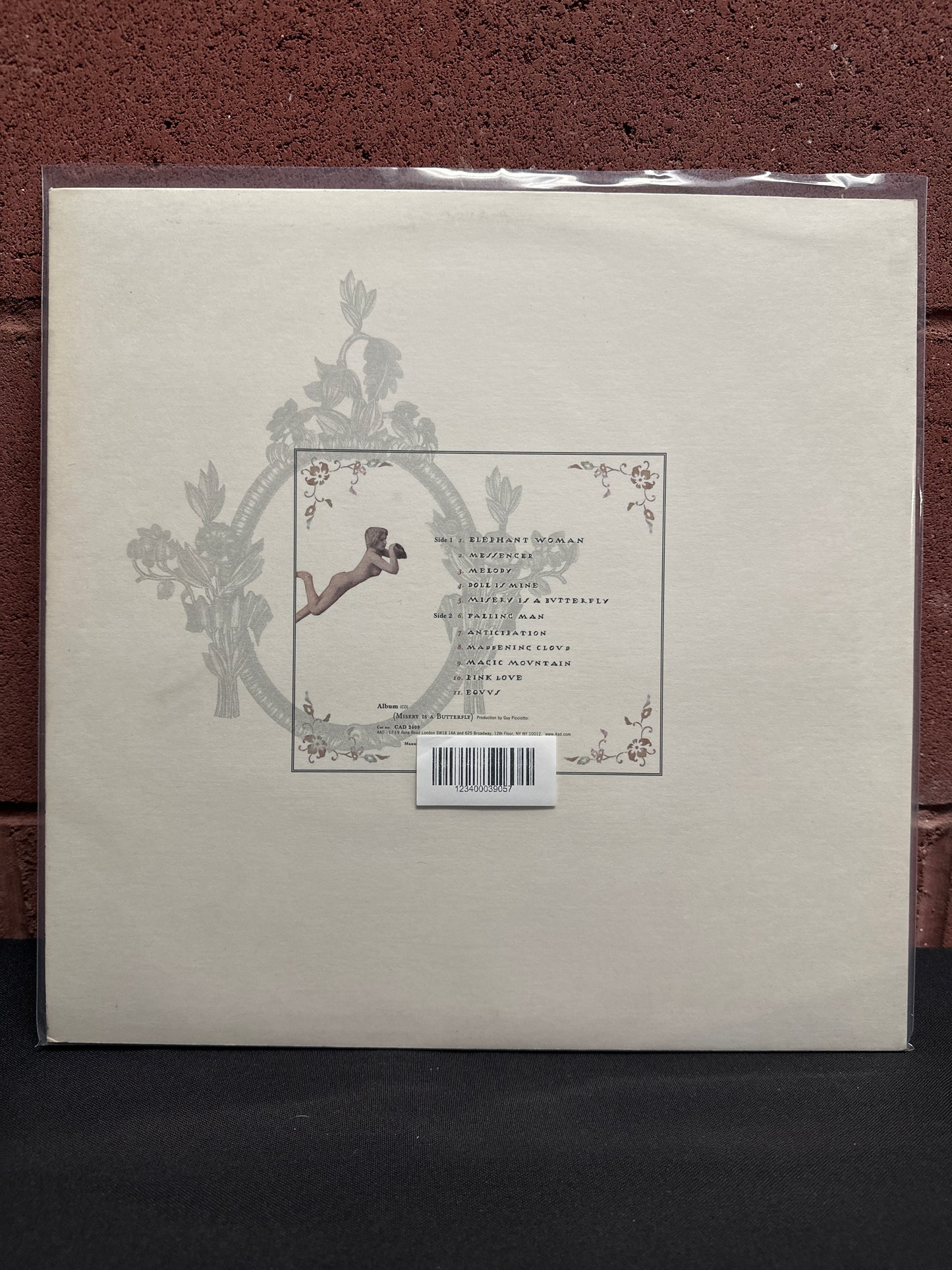 Used Vinyl: Blonde Redhead "Misery Is A Butterfly" LP