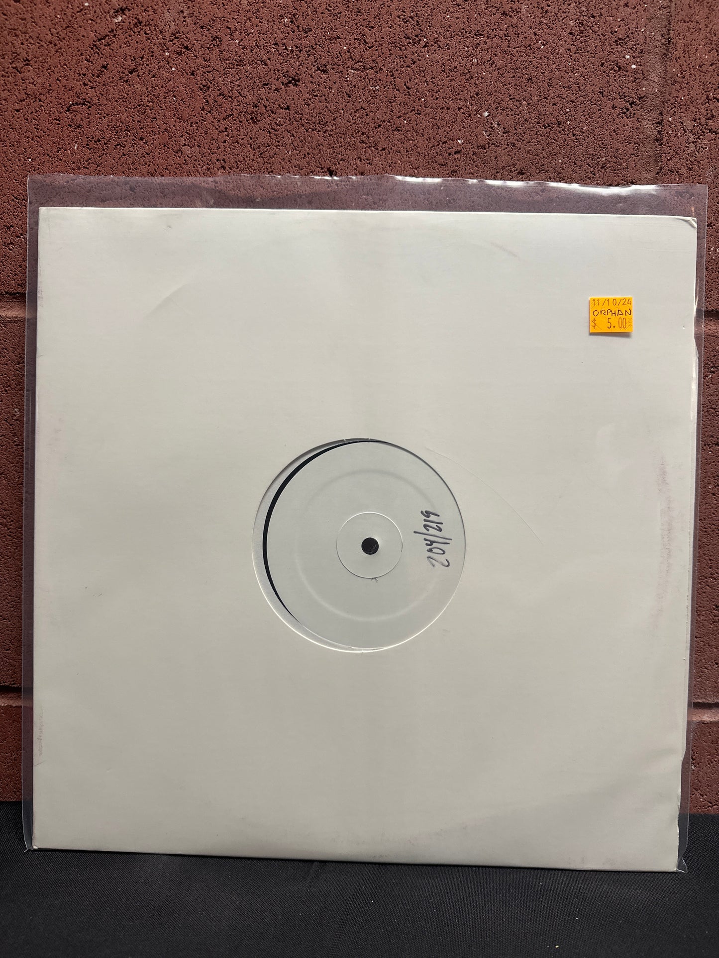 Used Vinyl:  Benjamin Orphan ”Untitled” 12"