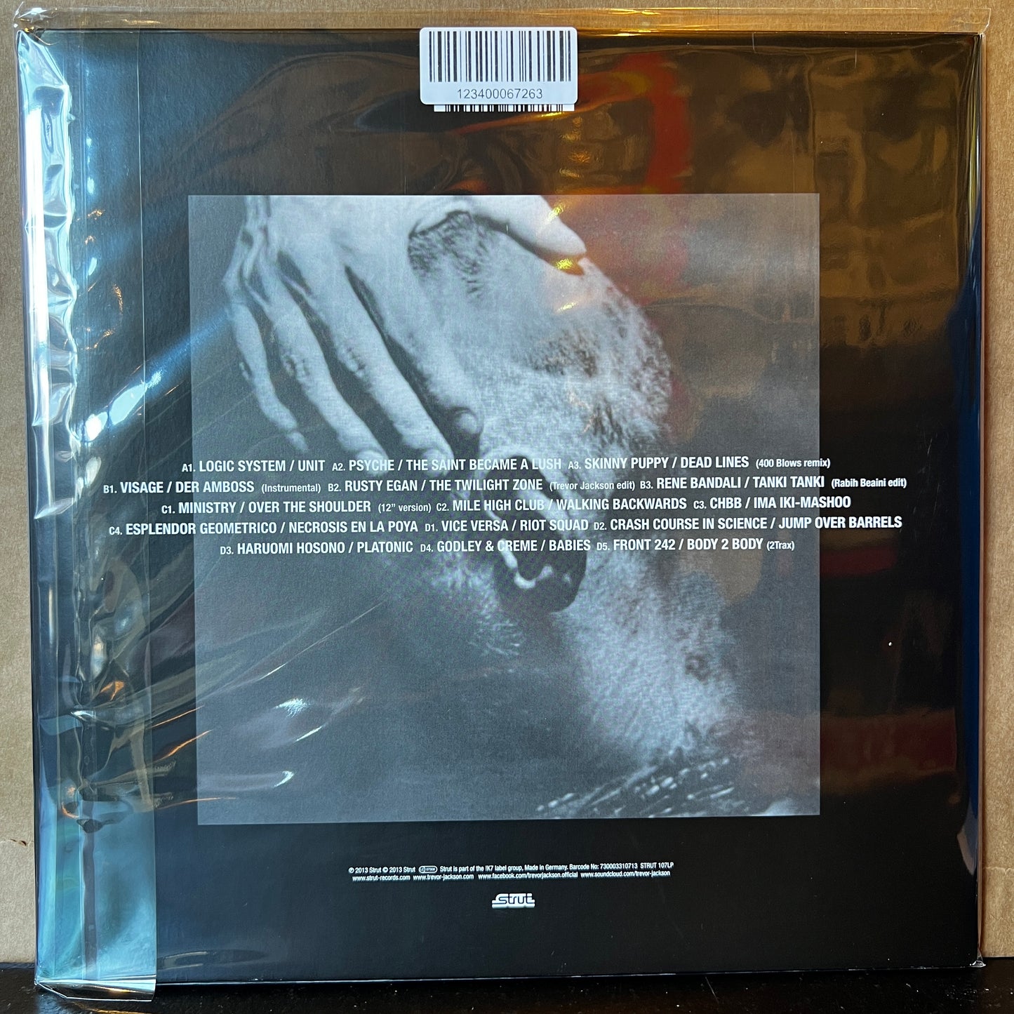 Used Vinyl: V/A - "Metal Dance 2 (Industrial New Wave EBM Classics & Rarities 79-88)" 2xLP (2013 UK Press)