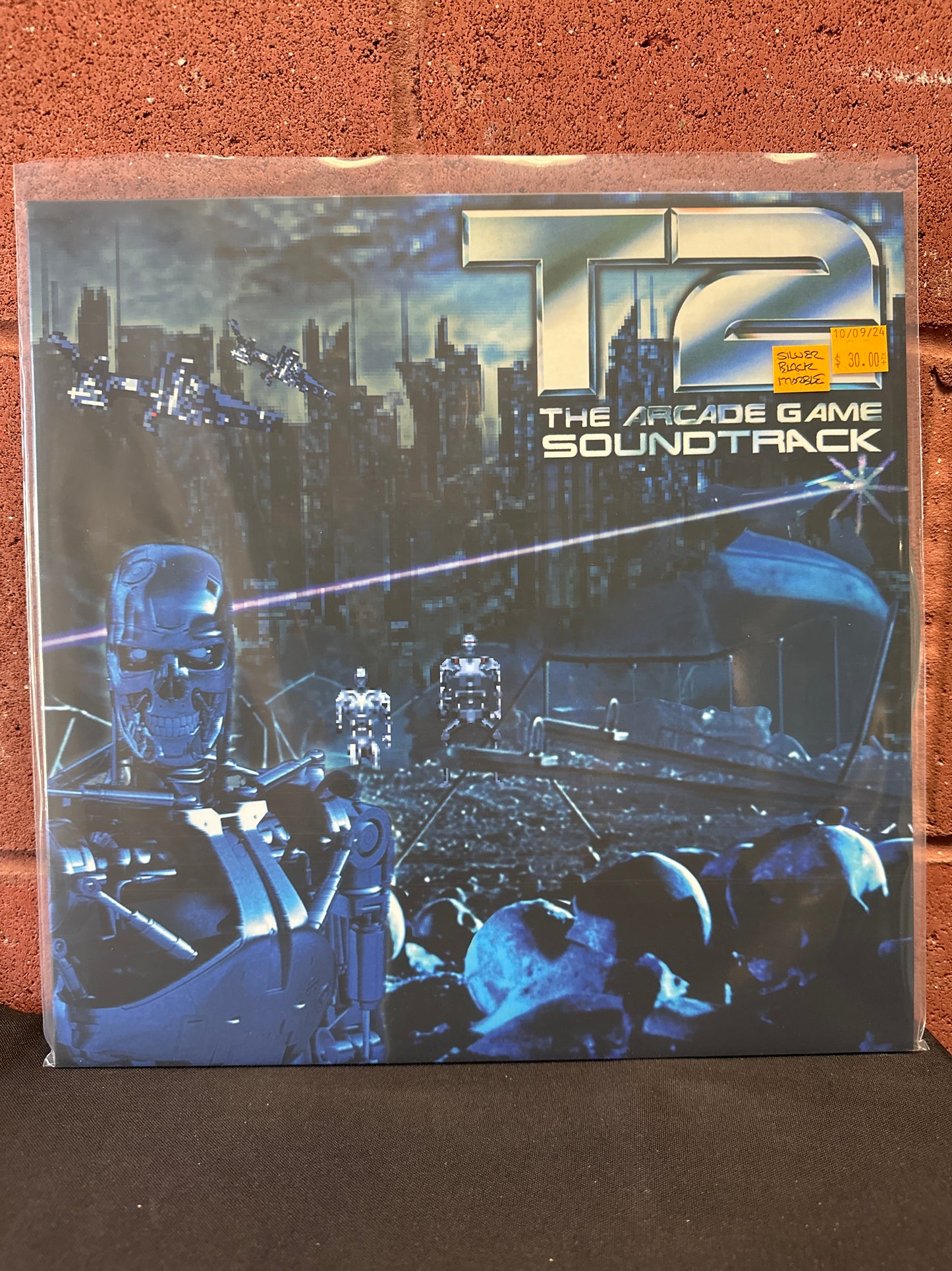 Used Vinyl:  Matt Furniss, Dezso� Molnar ”T2: The Arcade Game Soundtrack / Zero Tolerance” LP (Silver & Black Swirl Vinyl)