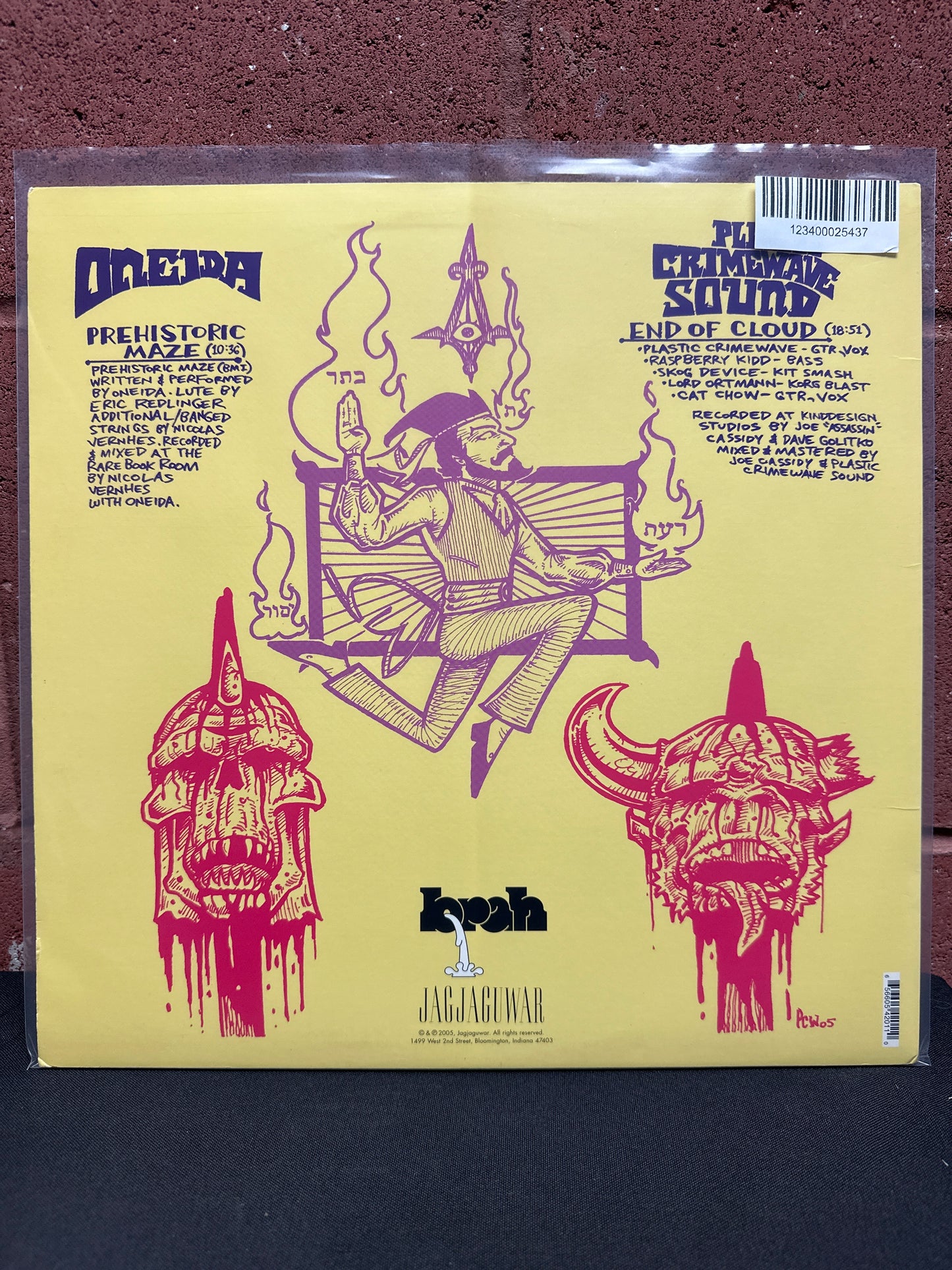 Used Vinyl:  Oneida / Plastic Crimewave Sound ”Prehistoric Maze / End Of Cloud” 12"