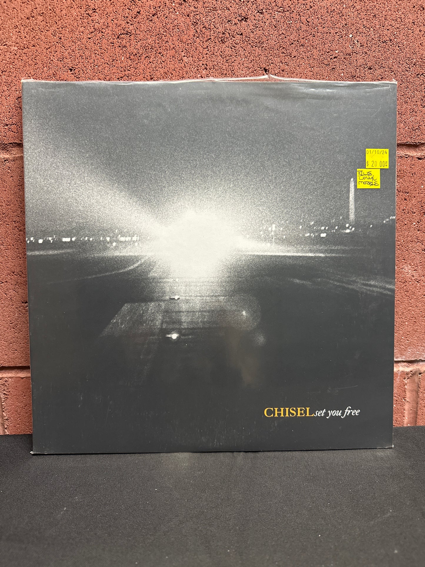 Used Vinyl:  Chisel ”Set You Free” 2xLP (Blue marble vinyl)