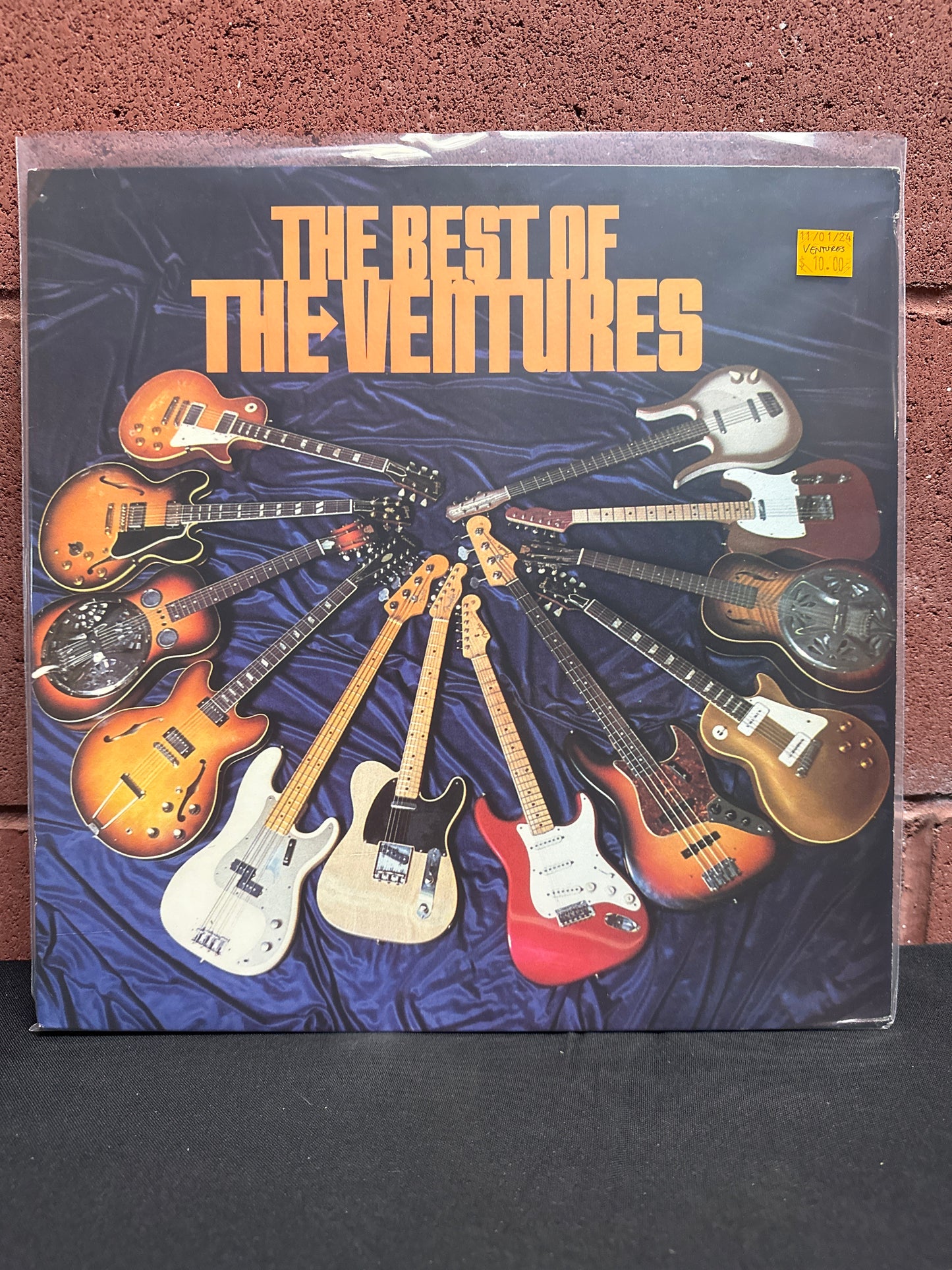 Used Vinyl:  The Ventures ”The Best Of The Ventures” 2xLP