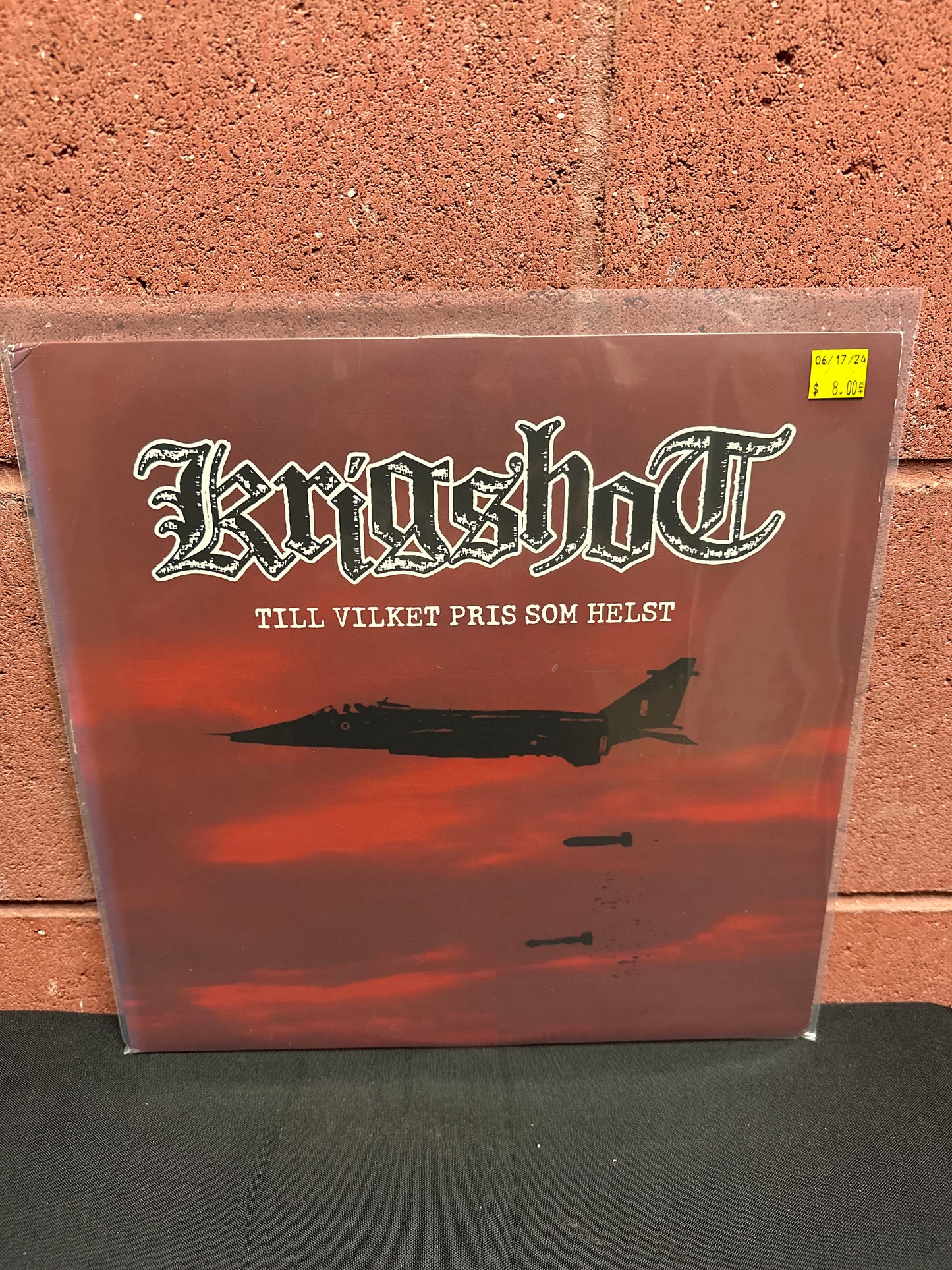 Used Vinyl:  Krigshot ”Till Vilket Pris Som Helst” LP