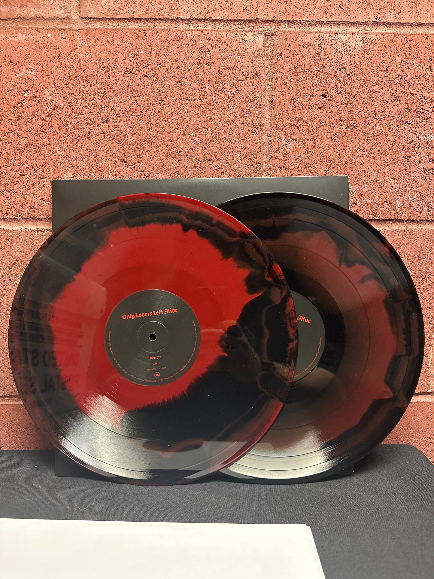 Used Vinyl:  Jozef Van Wissem / SQURL ”Only Lovers Left Alive” 2xLP (Red/Black vinyl)  + Flexi