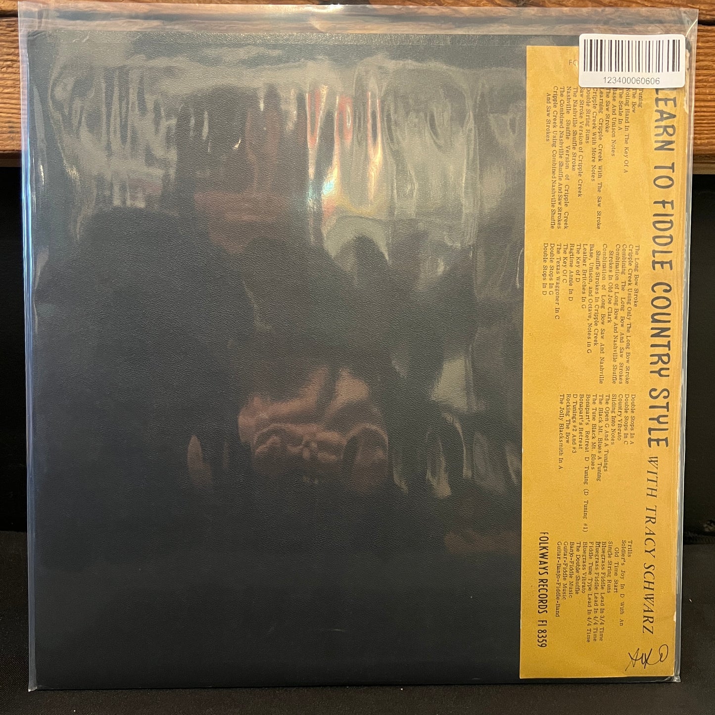 Used Vinyl: Tracy Schwarz "Learn To Fiddle Country Style With Tracy Schwarz" LP