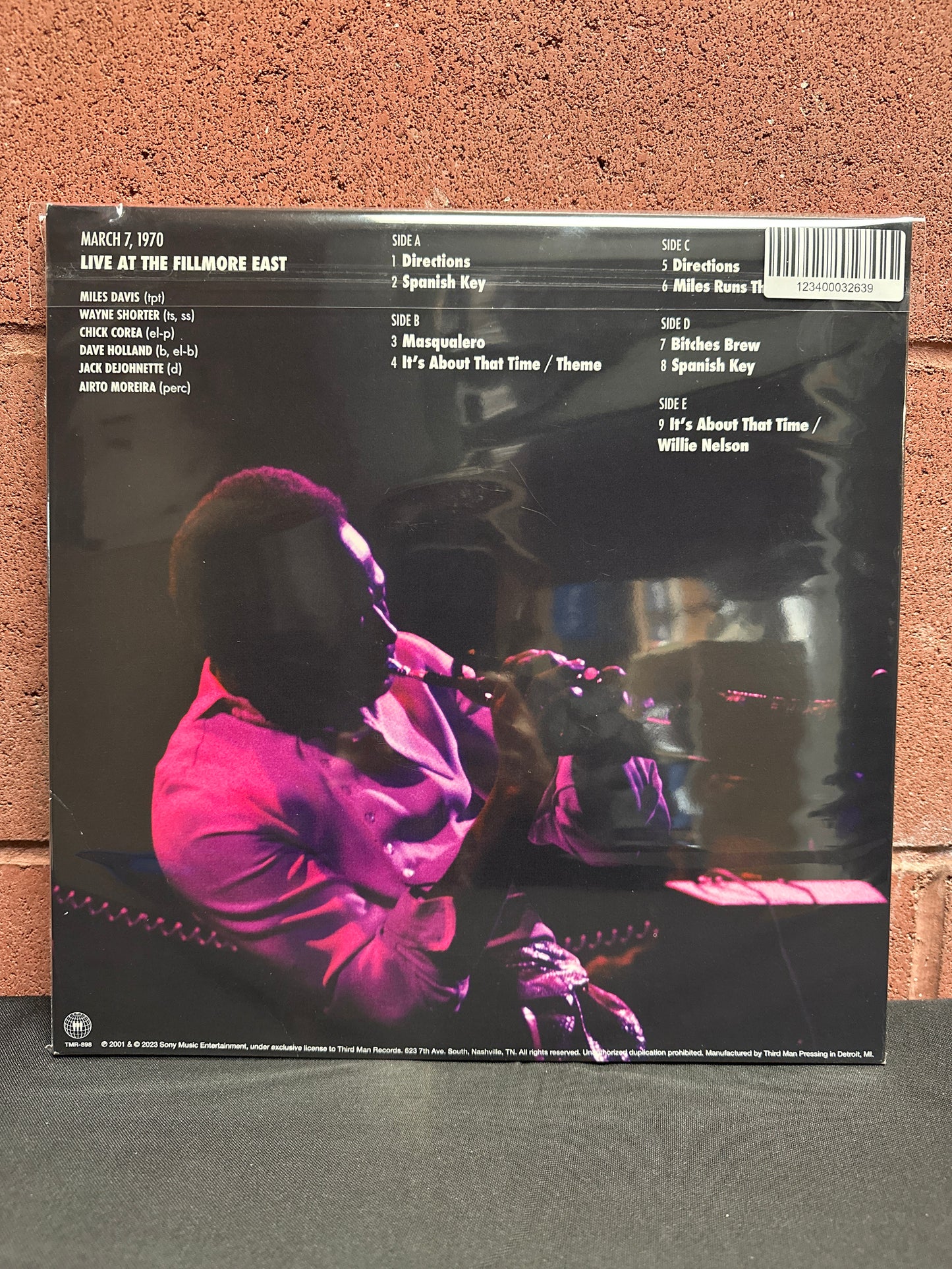 Used Vinyl:  Miles Davis ”Fearless (March 7, 1970 Live At The Fillmore East)” 3xLP + 7" (Red & Pink Vinyl)