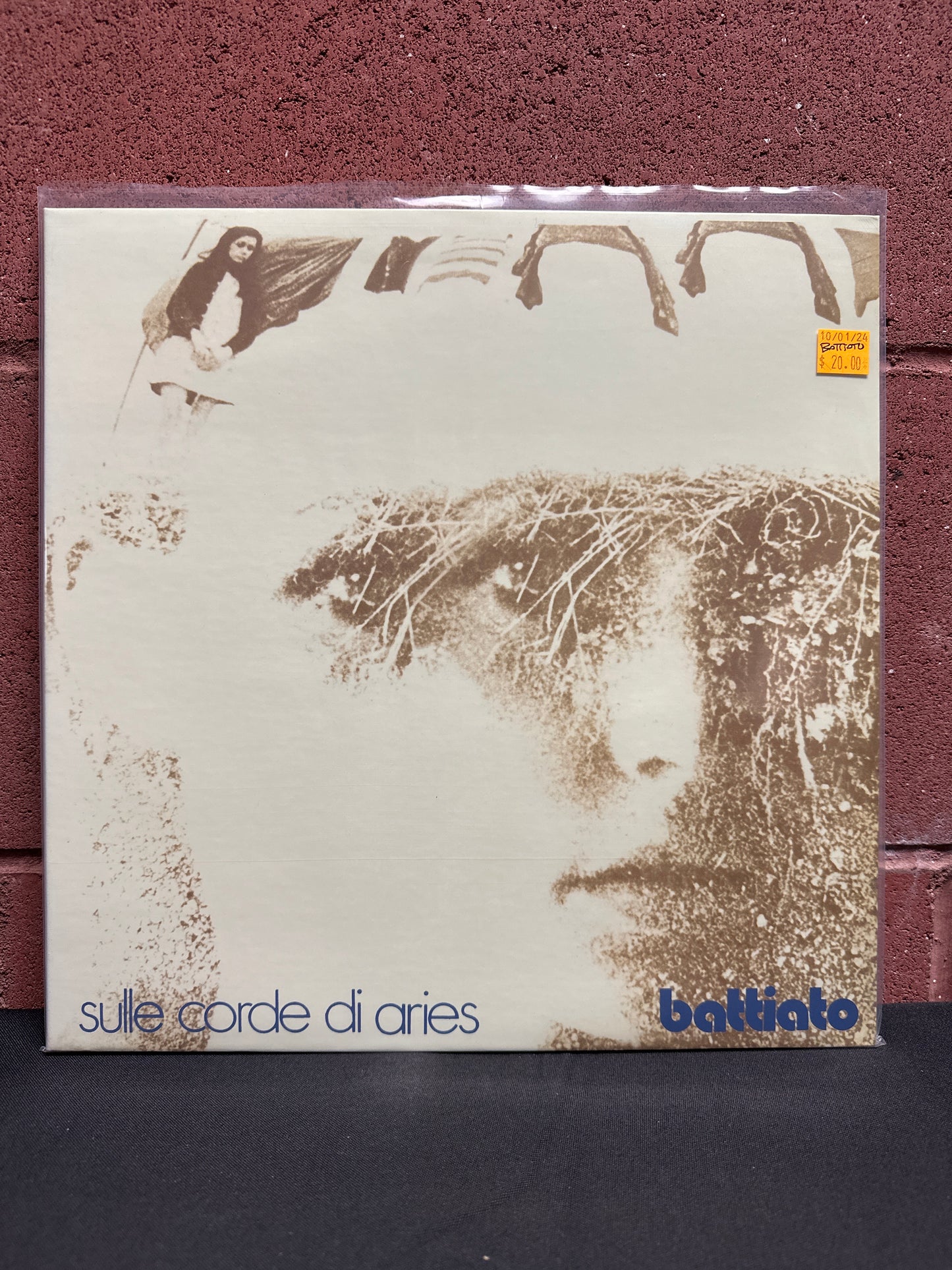 Used Vinyl:  Franco Battiato ”Sulle Corde Di Aries” LP