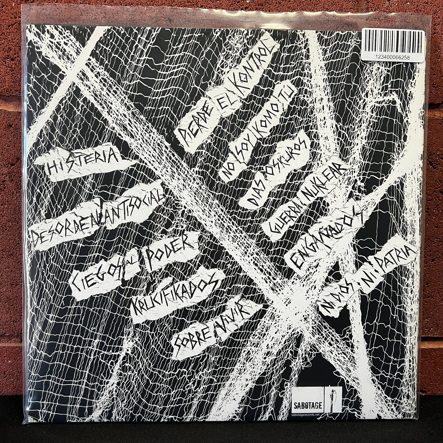 Used Vinyl: Mundo Muerto ‎"Entre El Kaos" LP (2012 German Press)