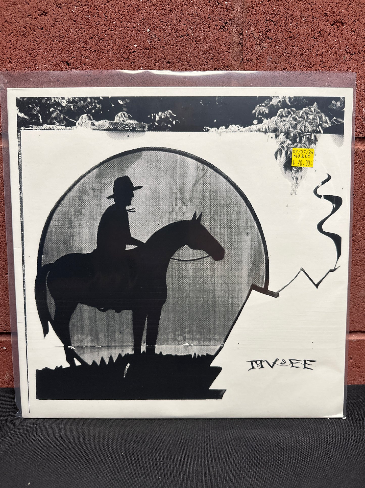 Used Vinyl:  MV & EE ”Hick Smoke” LP