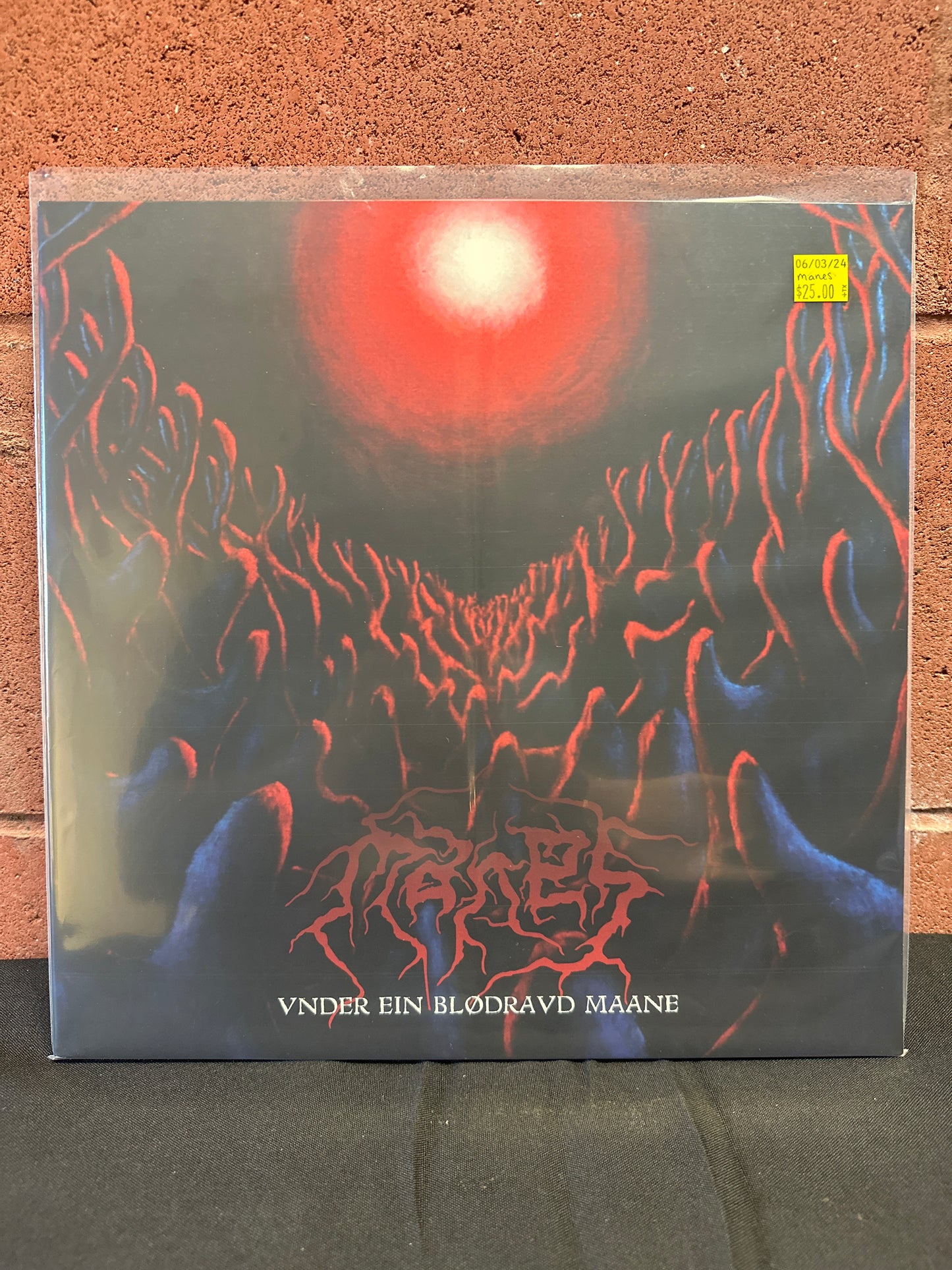 Used Vinyl:  Manes ”Under Ein Blødraud Maane” LP