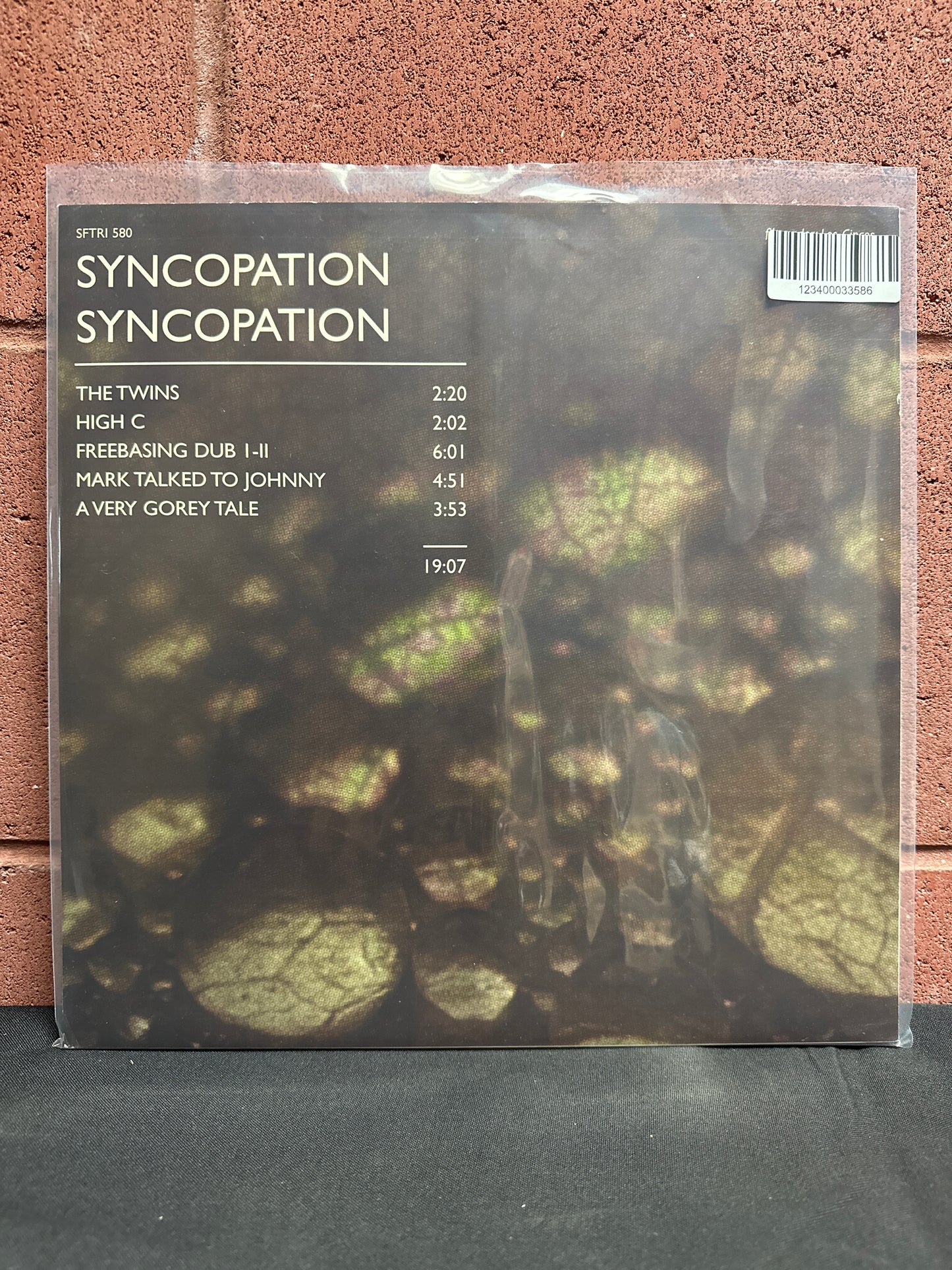 Used Vinyl:  Syncopation / GoGoGo Airheart ”Split” LP