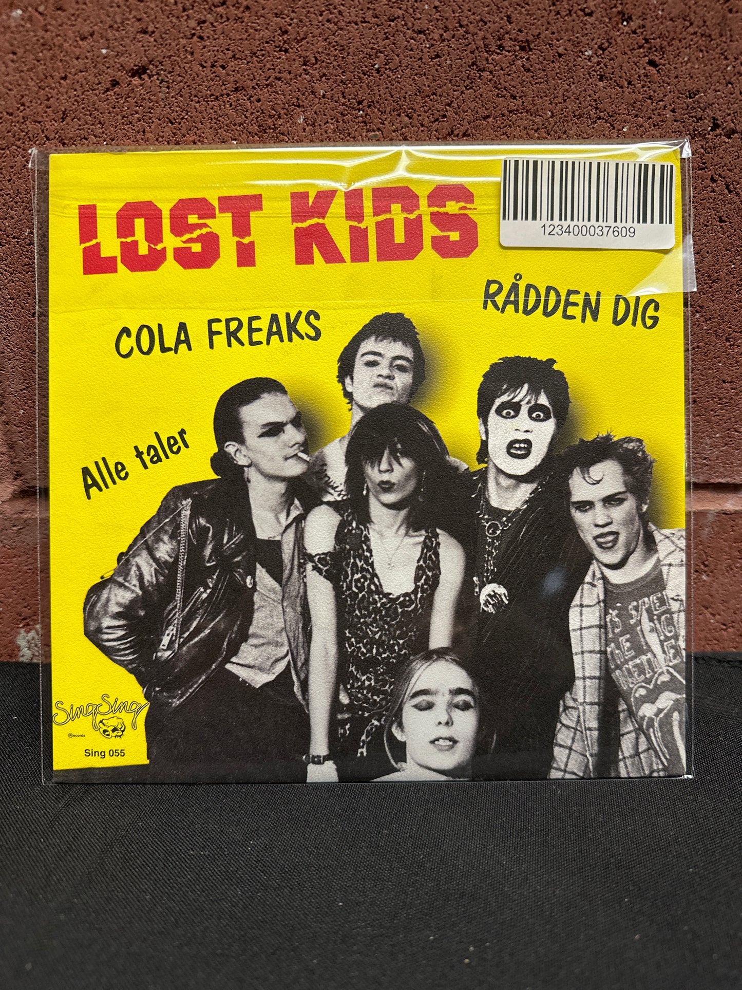 Used Vinyl:  Lost Kids ”Cola Freaks” 7"