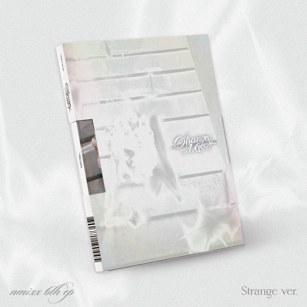 PRE-ORDER: NMIXX "Strange Muse" CD (Strange Ver.)