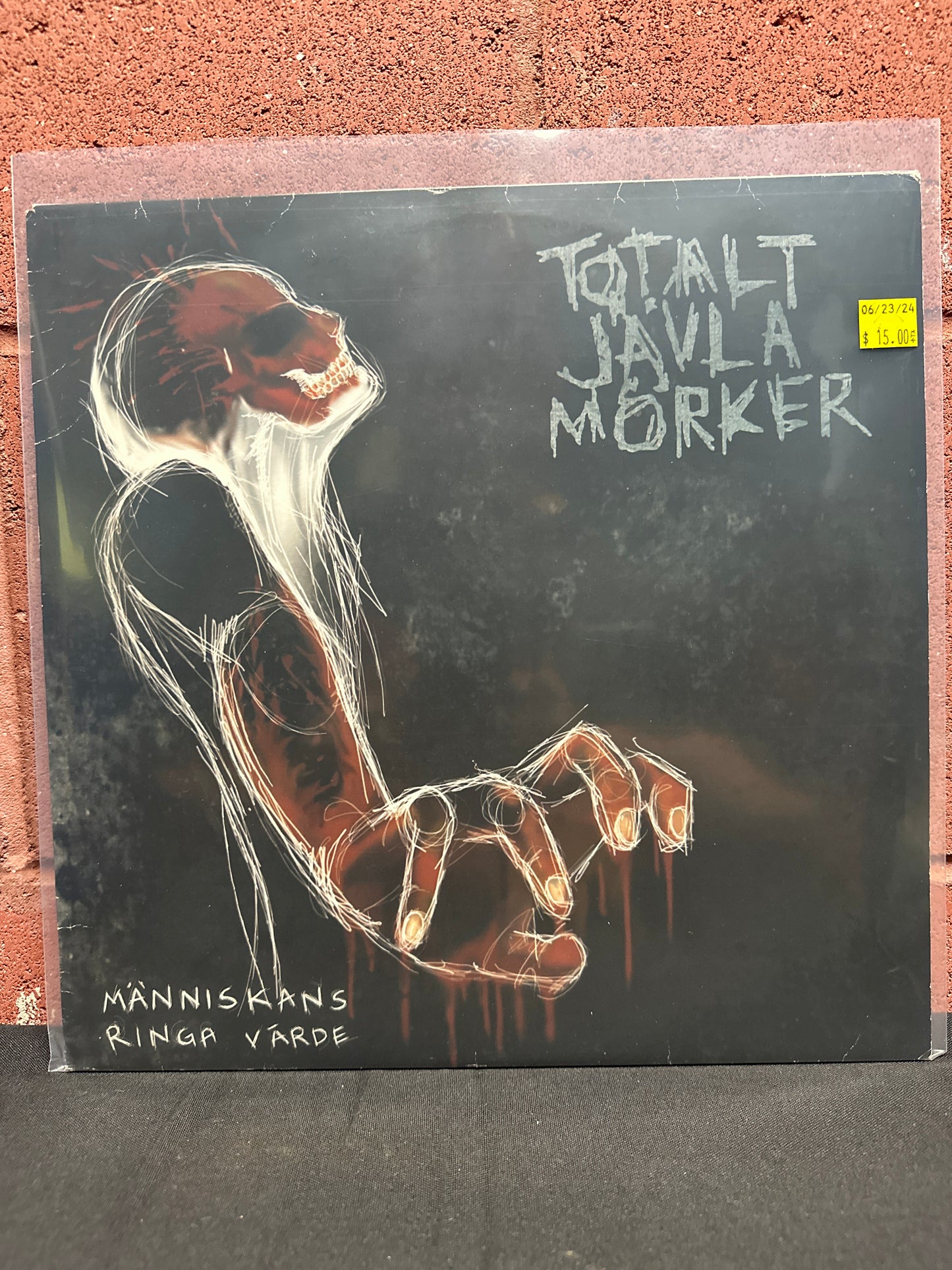 Used Vinyl:  Totalt Javla Morker ”Människans Ringa Värde” LP